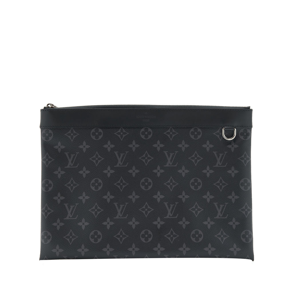 louis-vuitton-discovery-pouch-monogram-eclipse-coated-canvas-exterior