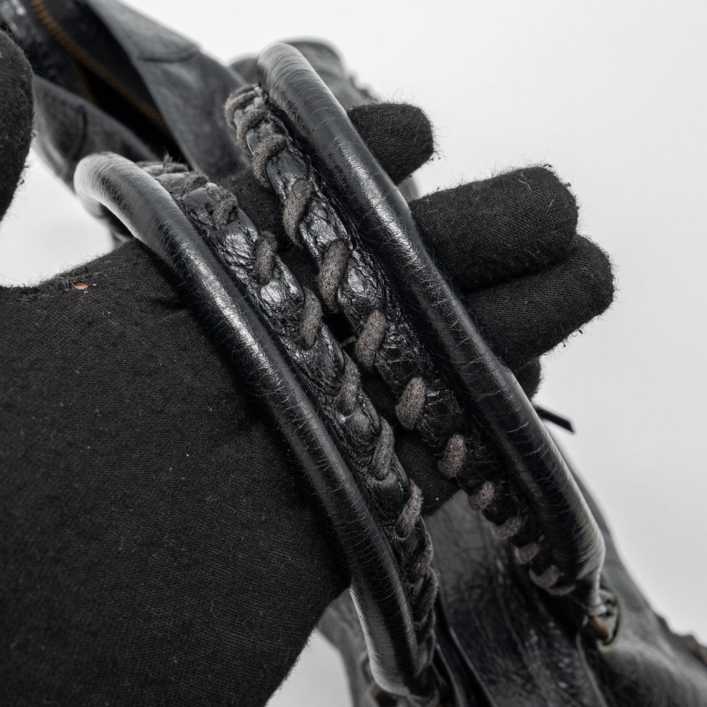balenciaga-city-bag-calfskin-black-ruthenium-hardware