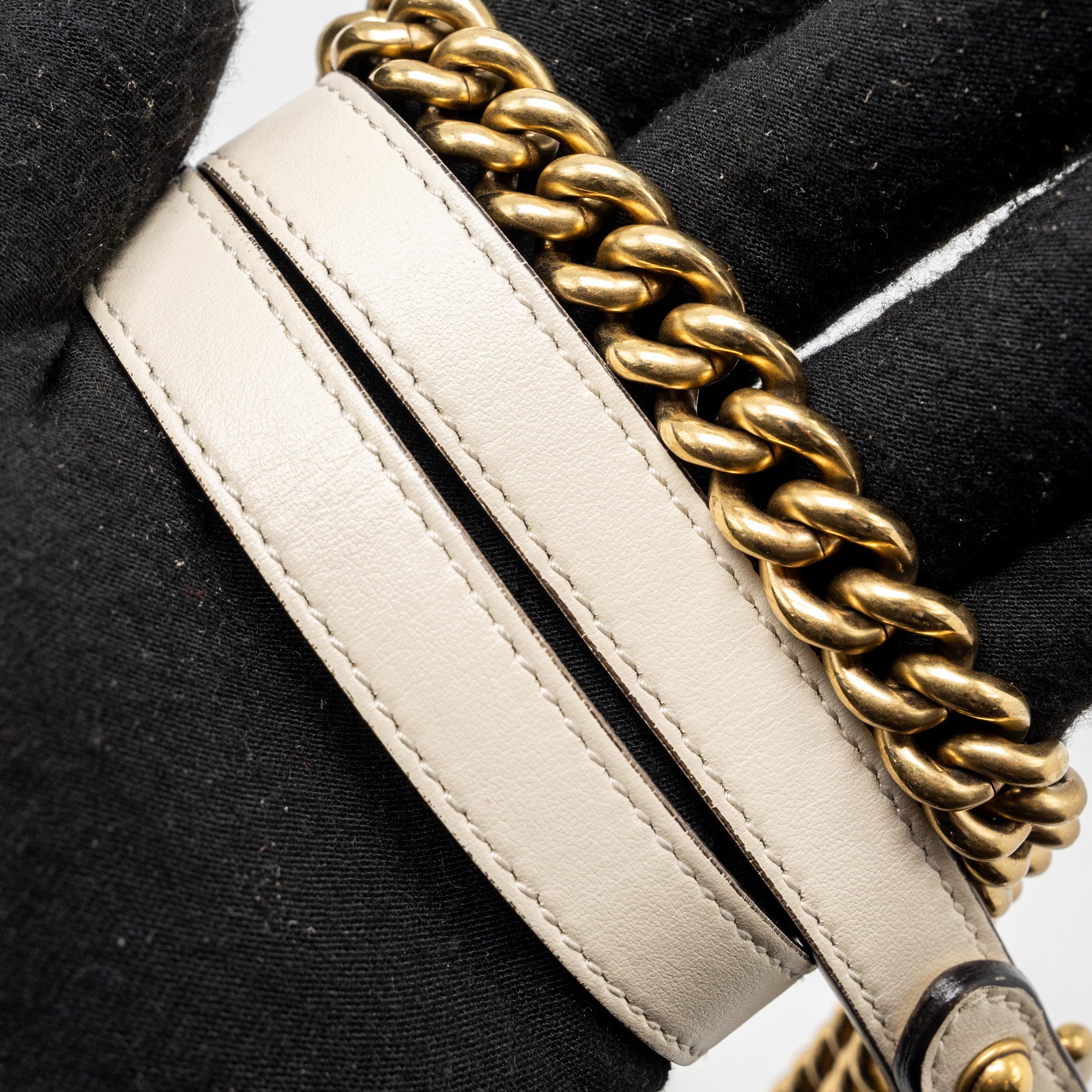 gucci-mini-marmont-calfskin-white-ghw-2