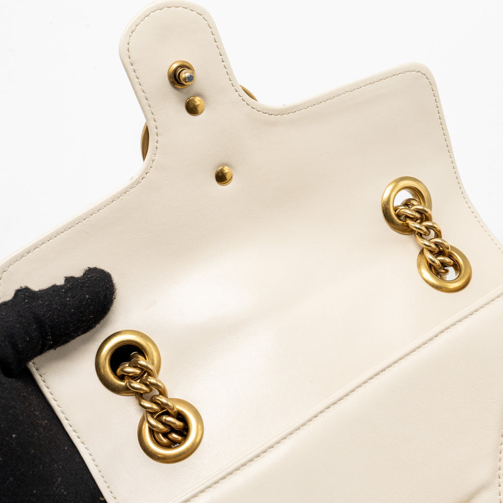 gucci-mini-marmont-calfskin-white-ghw-2