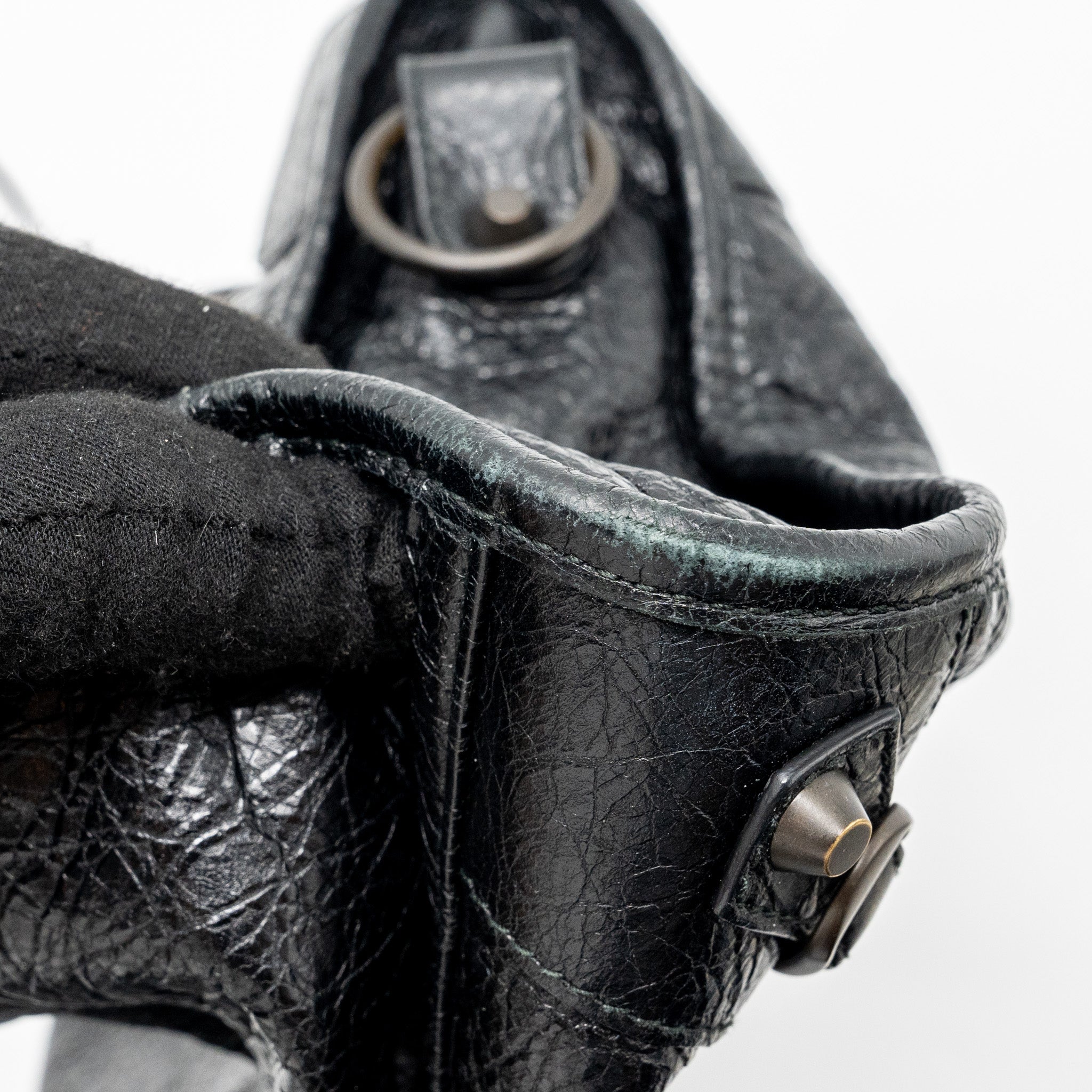 balenciaga-city-bag-calfskin-black-ruthenium-hardware