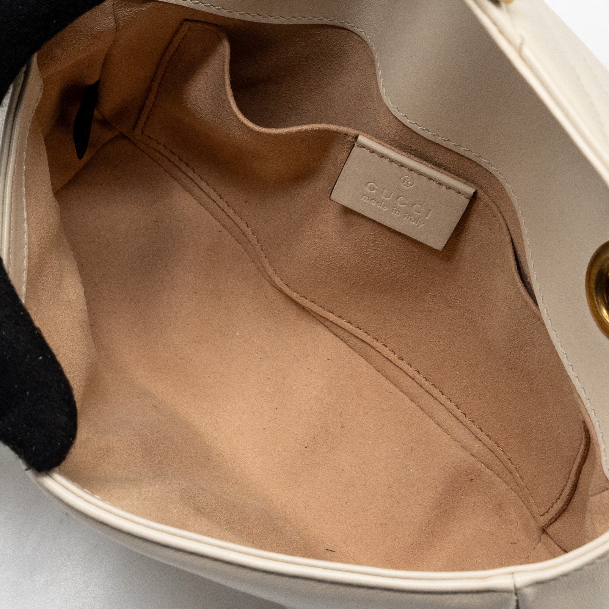 gucci-mini-marmont-calfskin-white-ghw-2