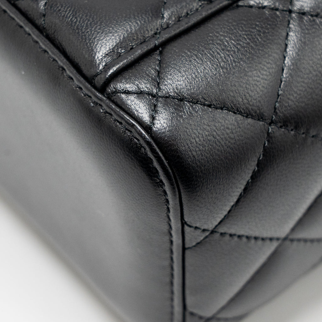 chanel-long-vanity-case-with-chain-lambskin-black-lghw