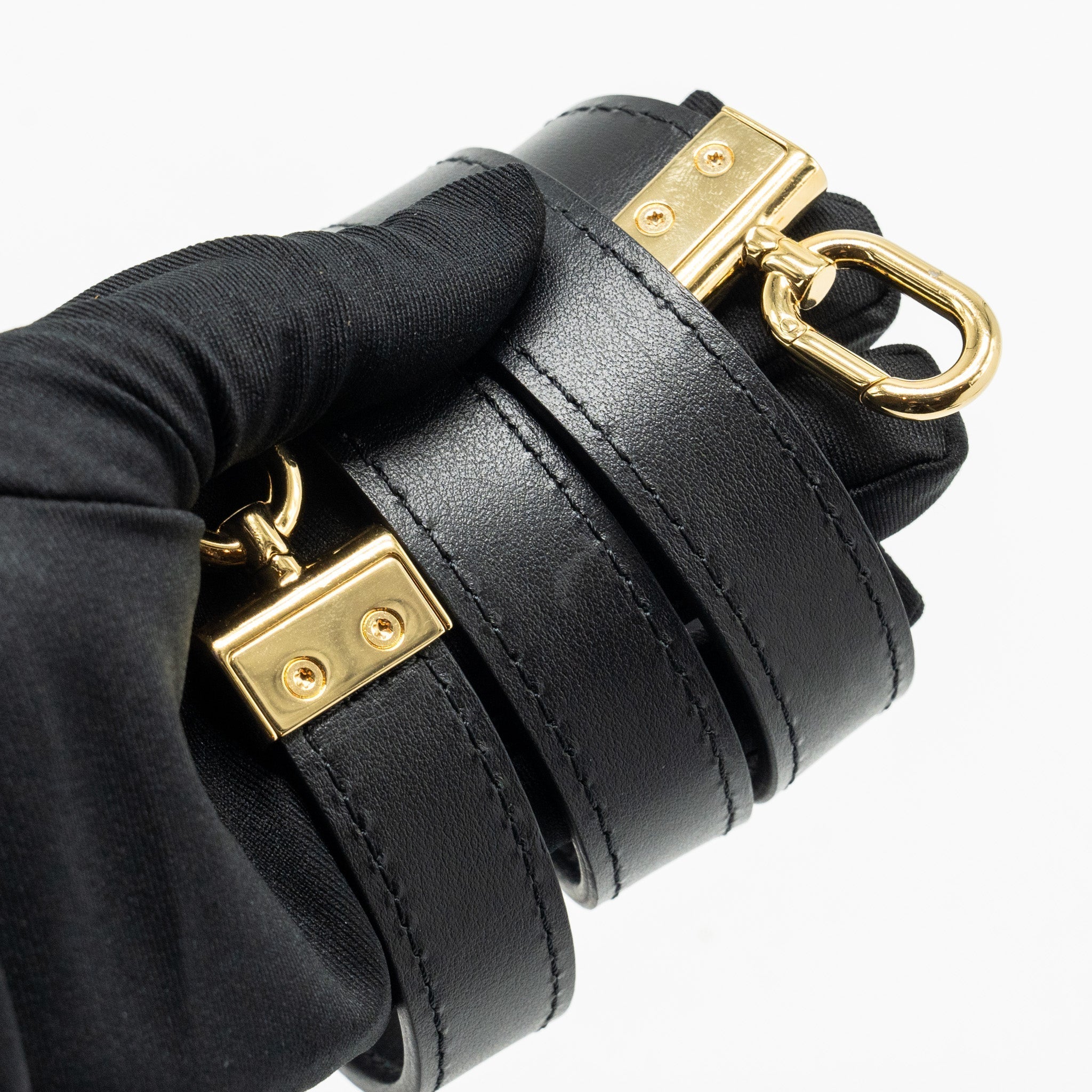 louis-vuitton-twist-twist-mm-epi-leather-black-ghw