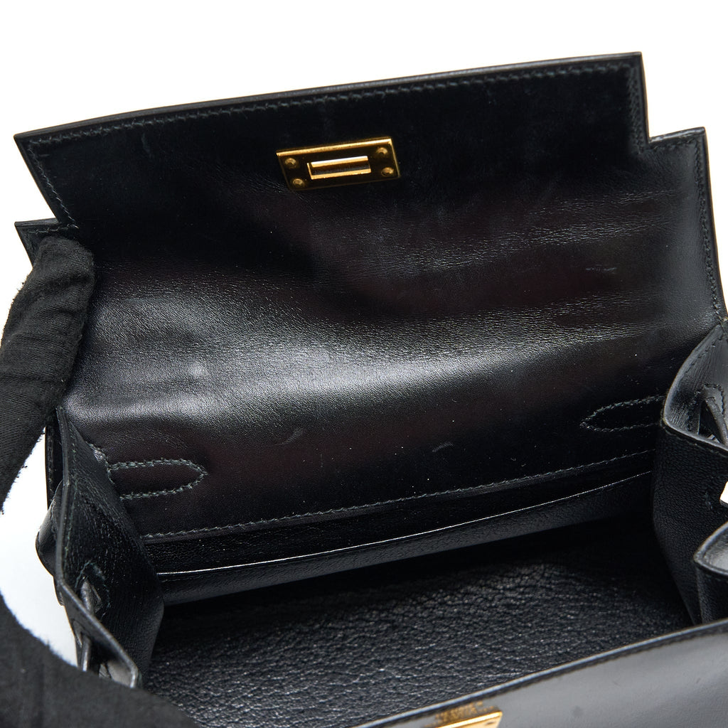 hermes-vintage-kelly-20-box-black-ghw-stamp-circle-v