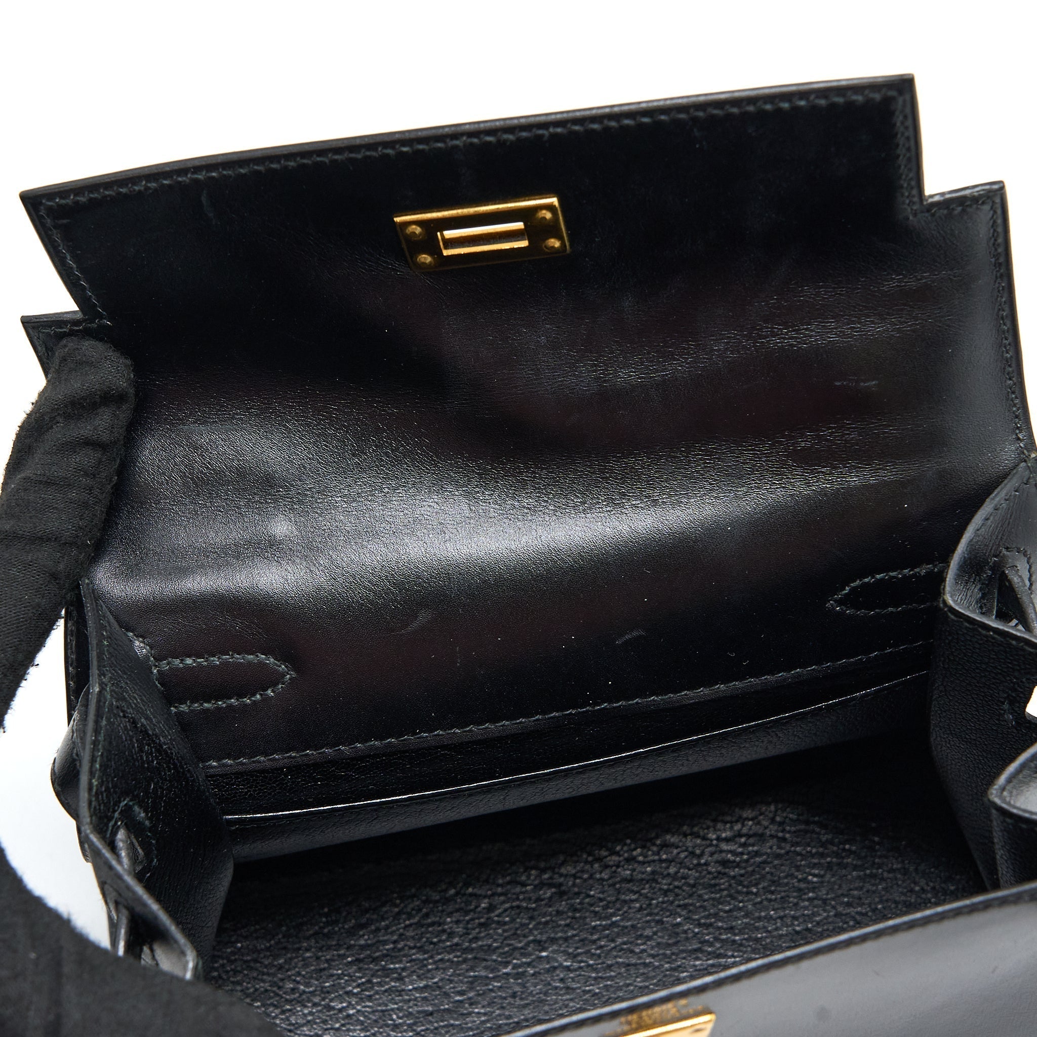 hermes-vintage-kelly-20-box-black-ghw-stamp-circle-v