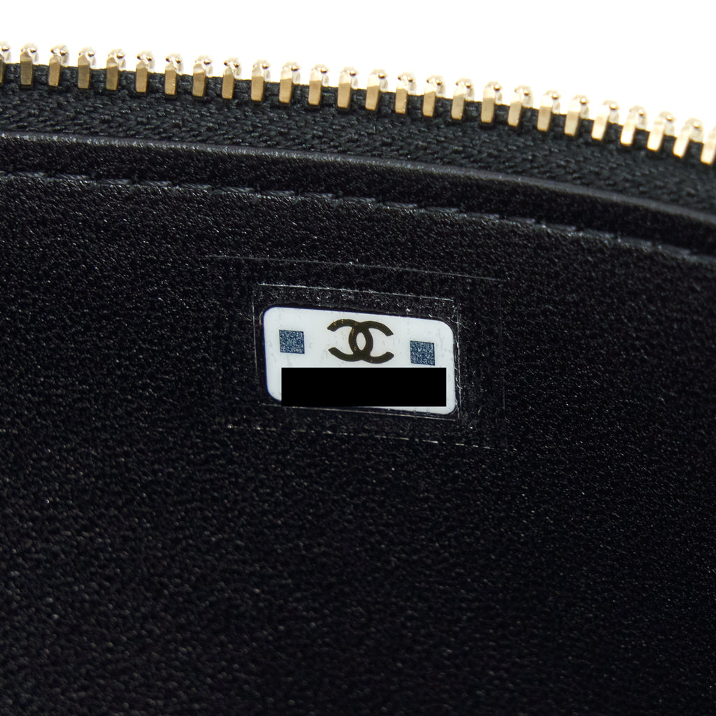 chanel-22a-top-handle-long-vanity-with-chain-lambskin-black-lghw