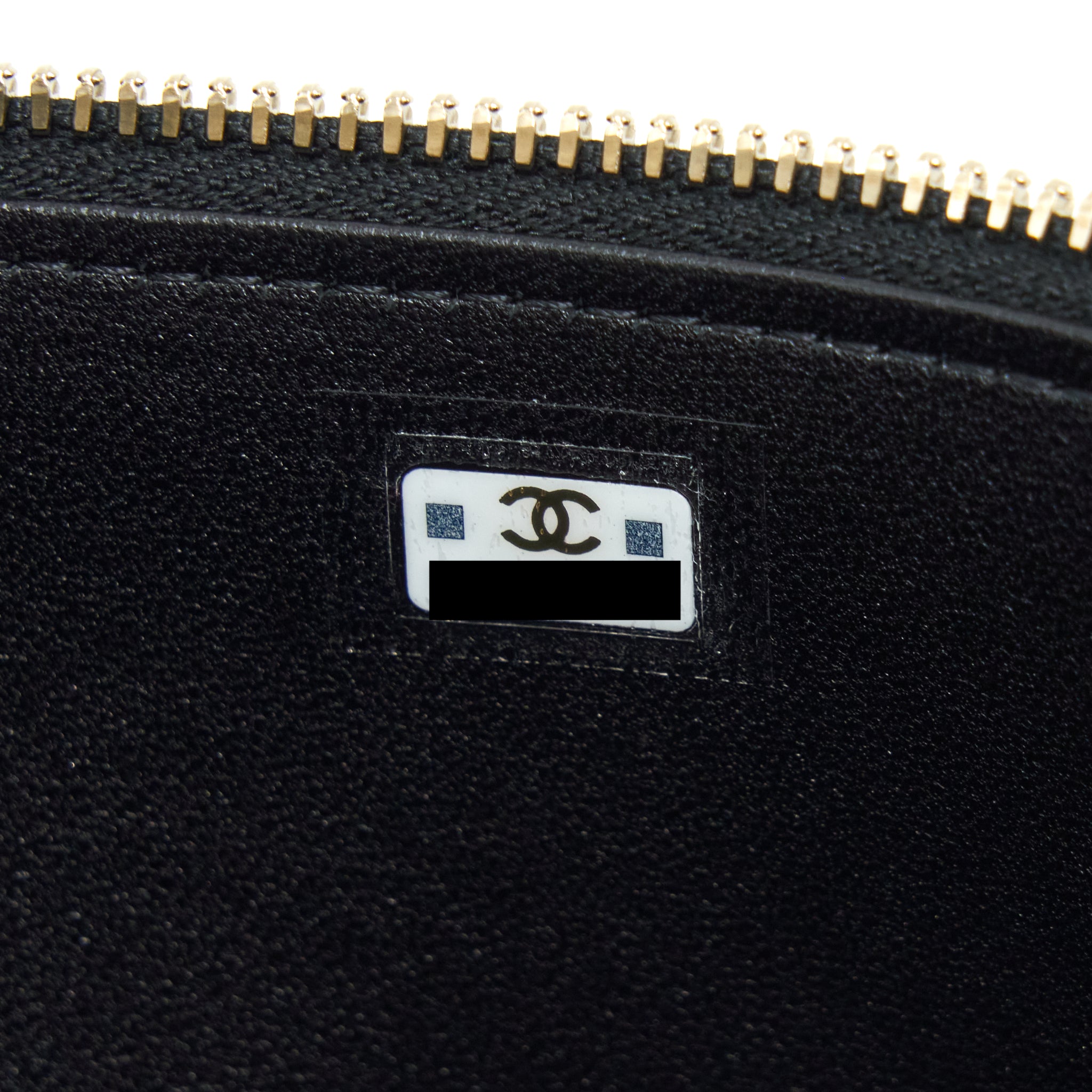 chanel-22a-top-handle-long-vanity-with-chain-lambskin-black-lghw