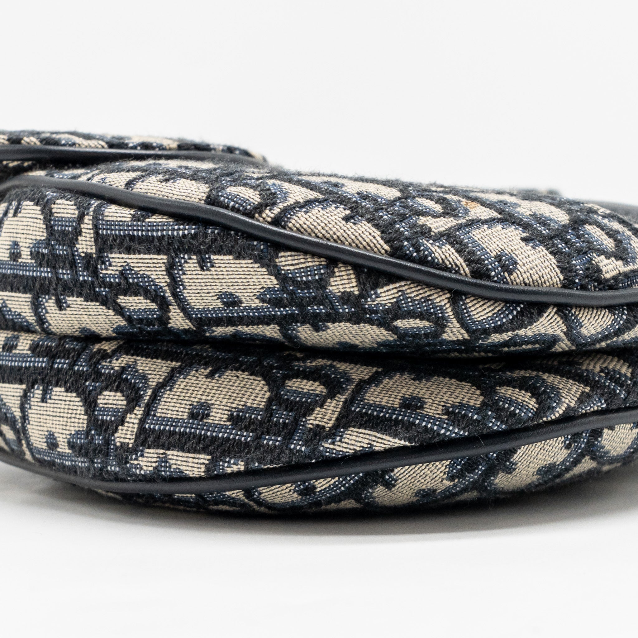 dior-medium-saddle-bag-blue-dior-oblique-jacquard-canvas-calfskin-ghw
