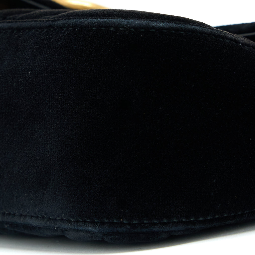 gucci-mini-marmont-velvet-black-ghw