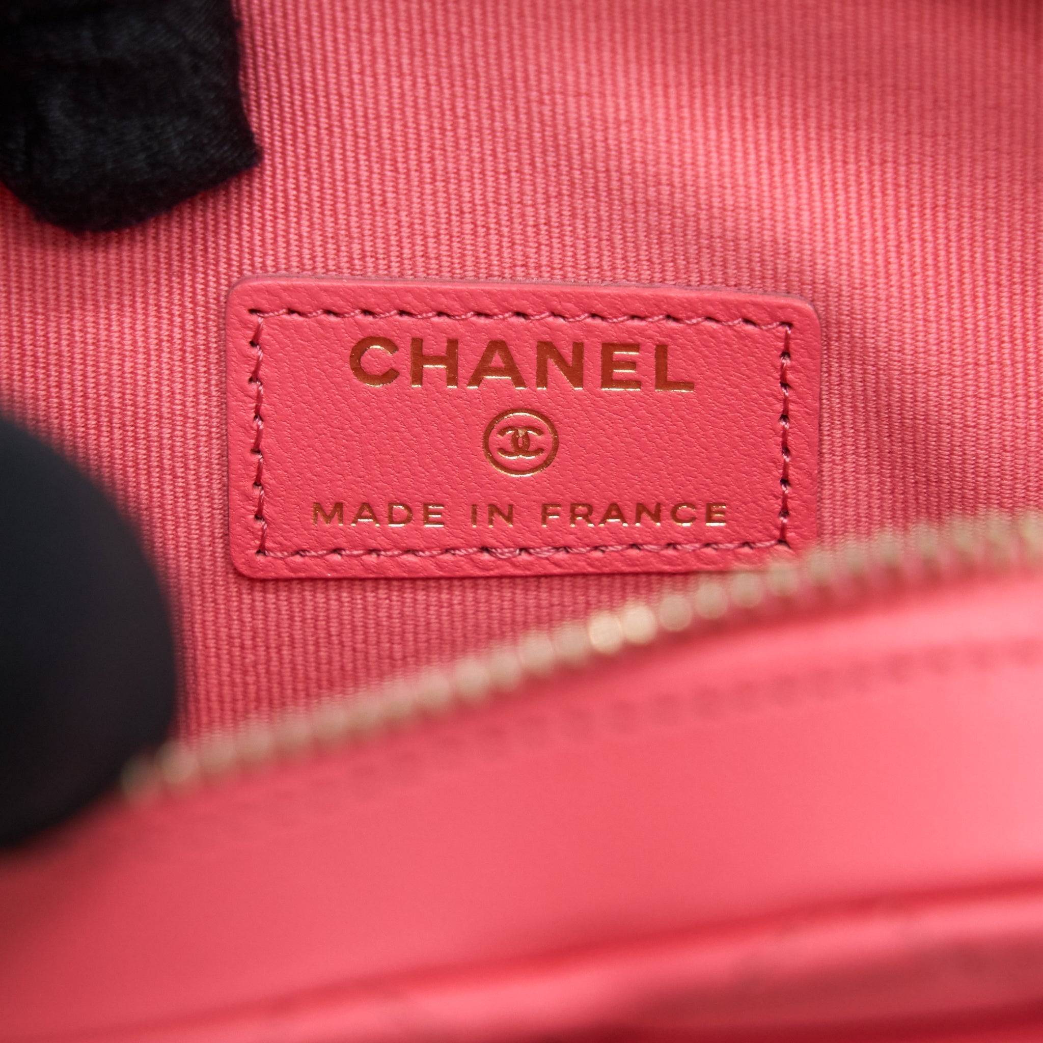 chanel-22s-small-heart-bag-lambskin-pink-lghw