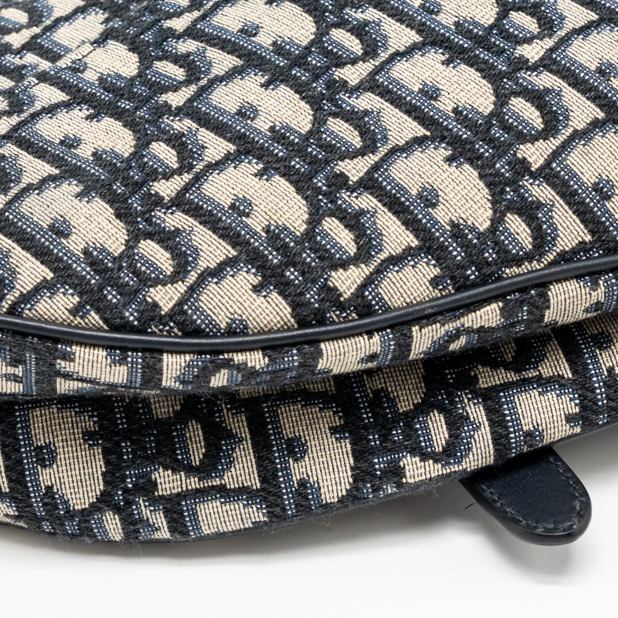 dior-medium-saddle-bag-blue-dior-oblique-jacquard-canvas-calfskin-ghw