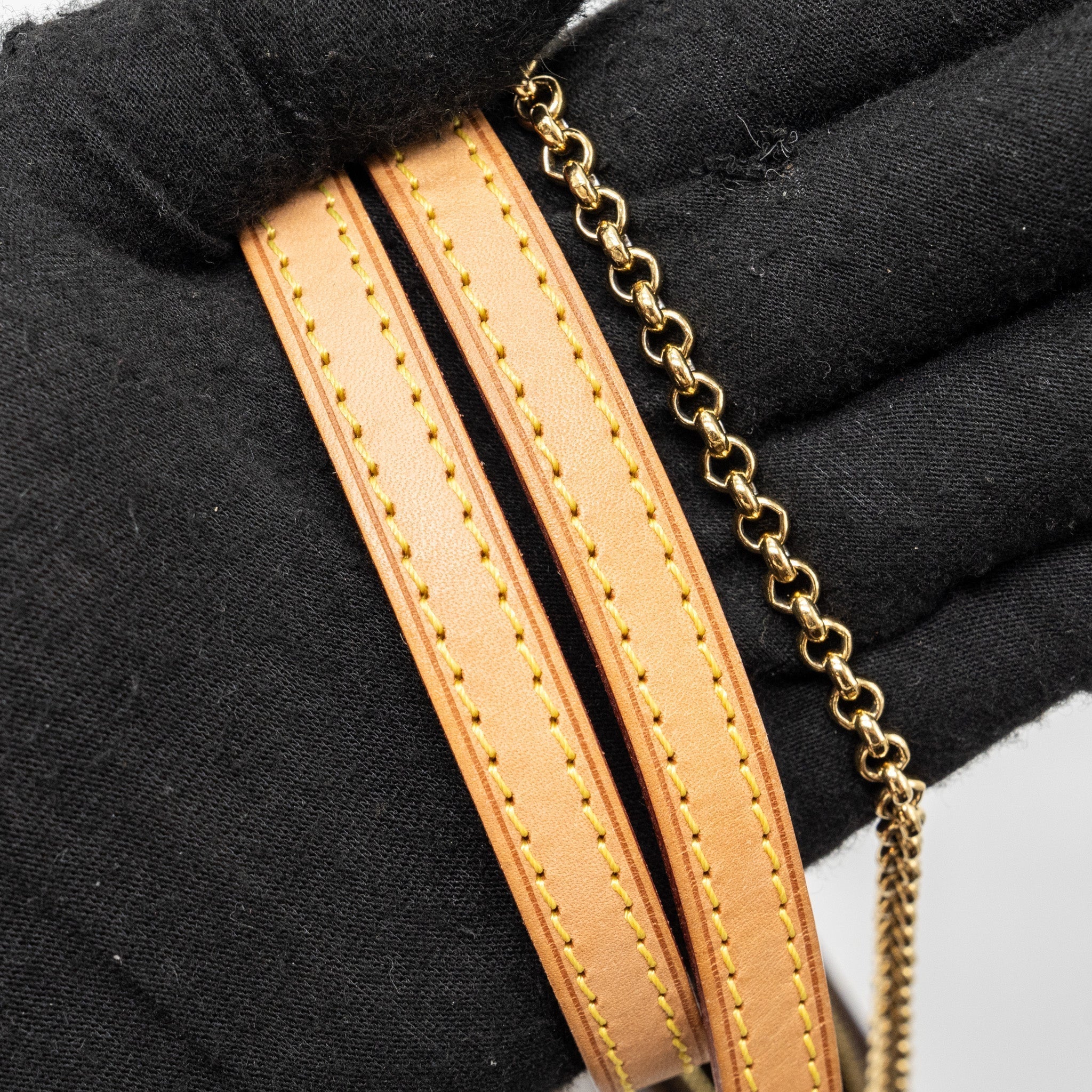 louis-vuitton-eva-pochette-monogram-canvas-ghw-2