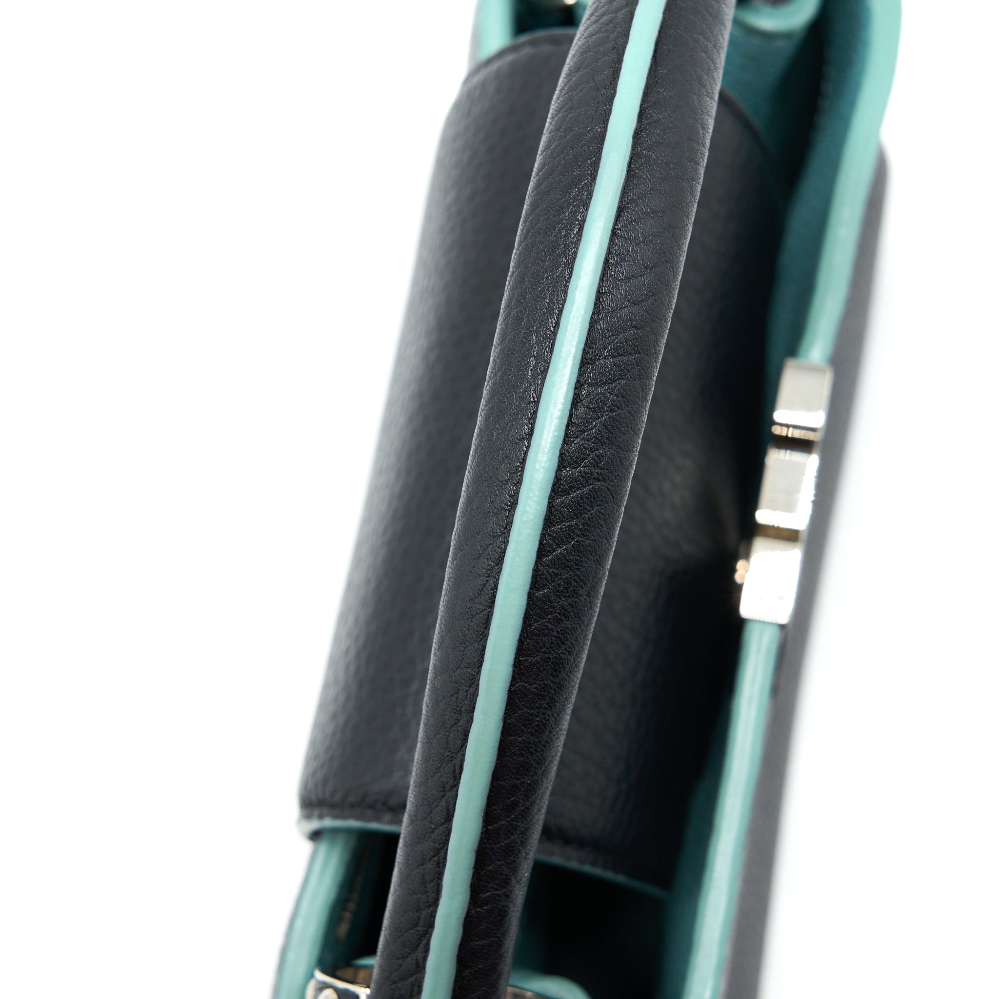 louis-vuitton-capucines-bb-taurillon-black-blue-shw