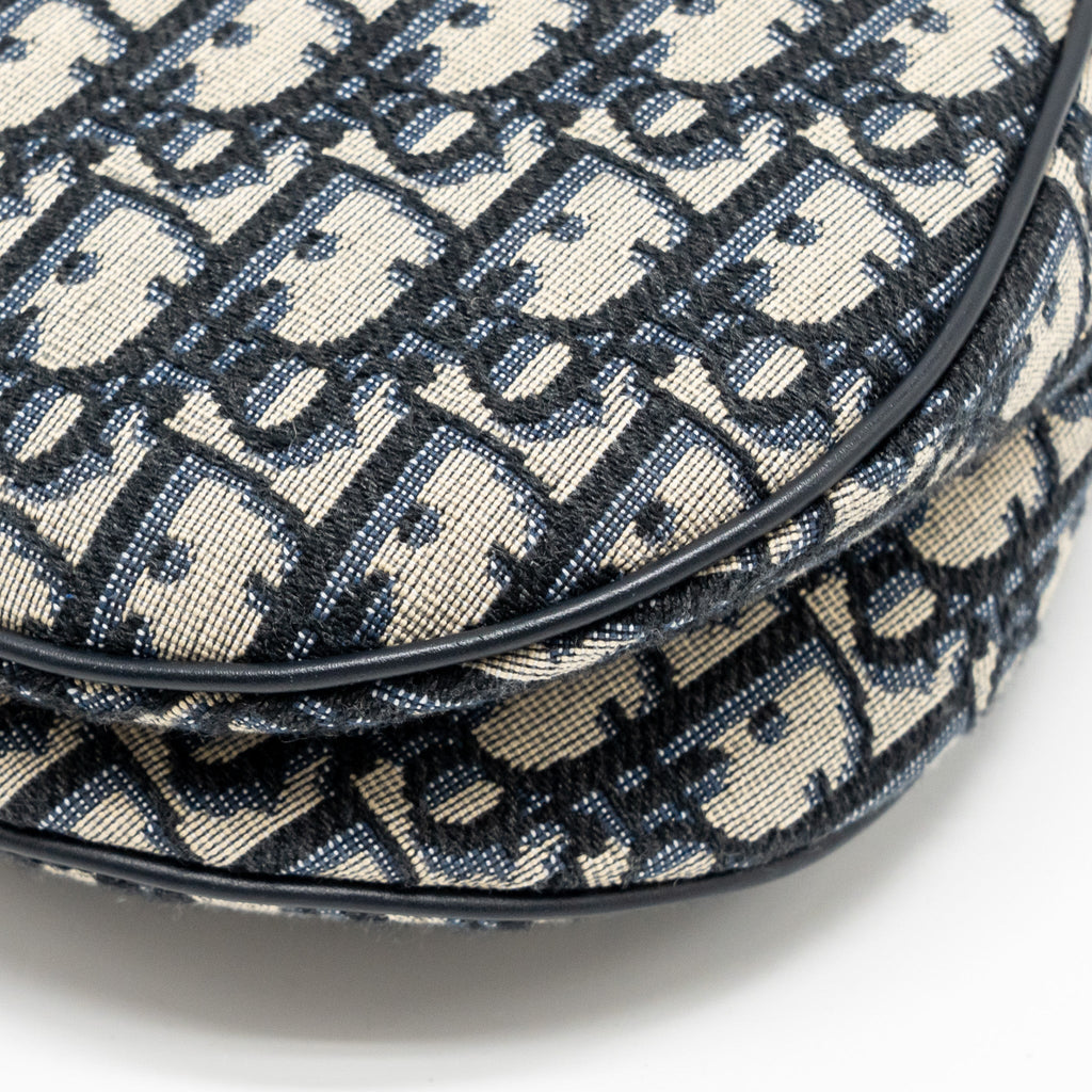 dior-medium-saddle-bag-blue-dior-oblique-jacquard-canvas-calfskin-ghw