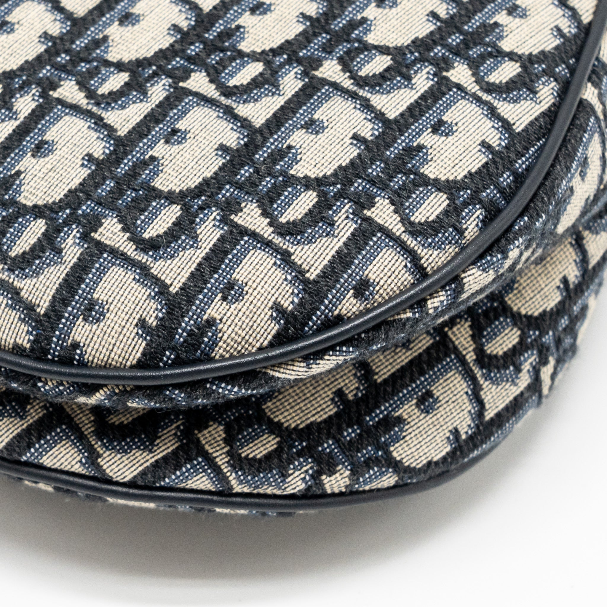 dior-medium-saddle-bag-blue-dior-oblique-jacquard-canvas-calfskin-ghw