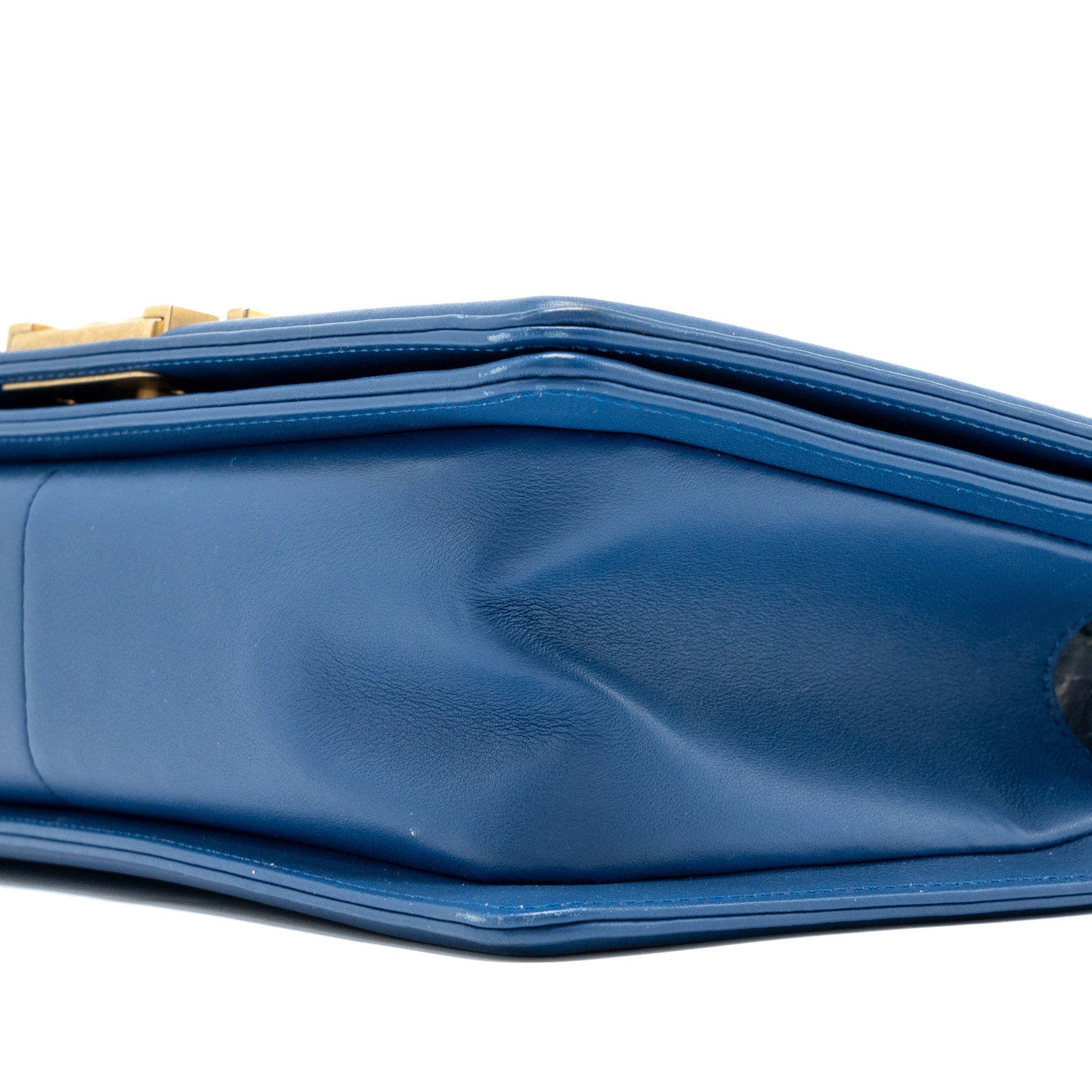 chanel-medium-boy-bag-calfskin-blue-ghw-2