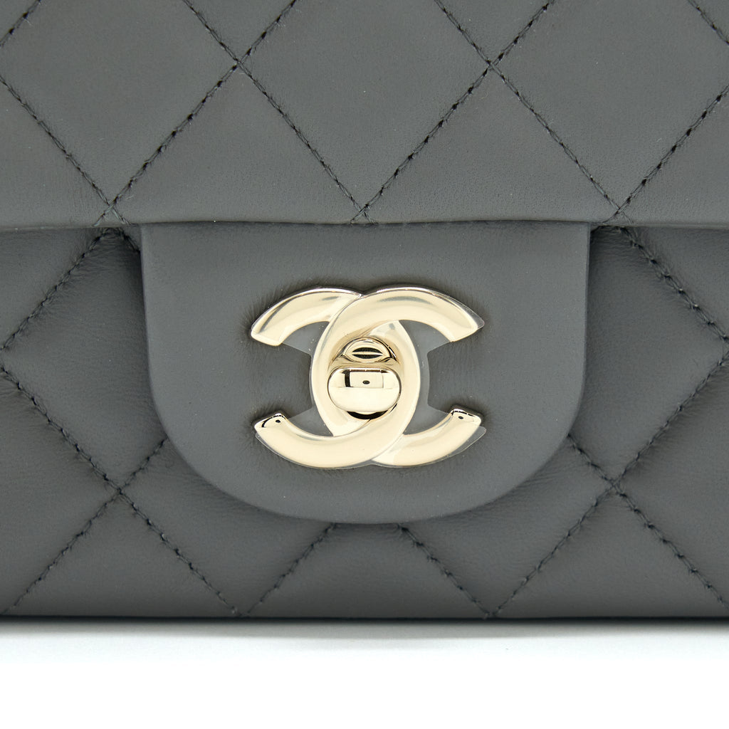 chanel-22a-mini-rectangular-flap-bag-lambskin-grey-lghw-microchip
