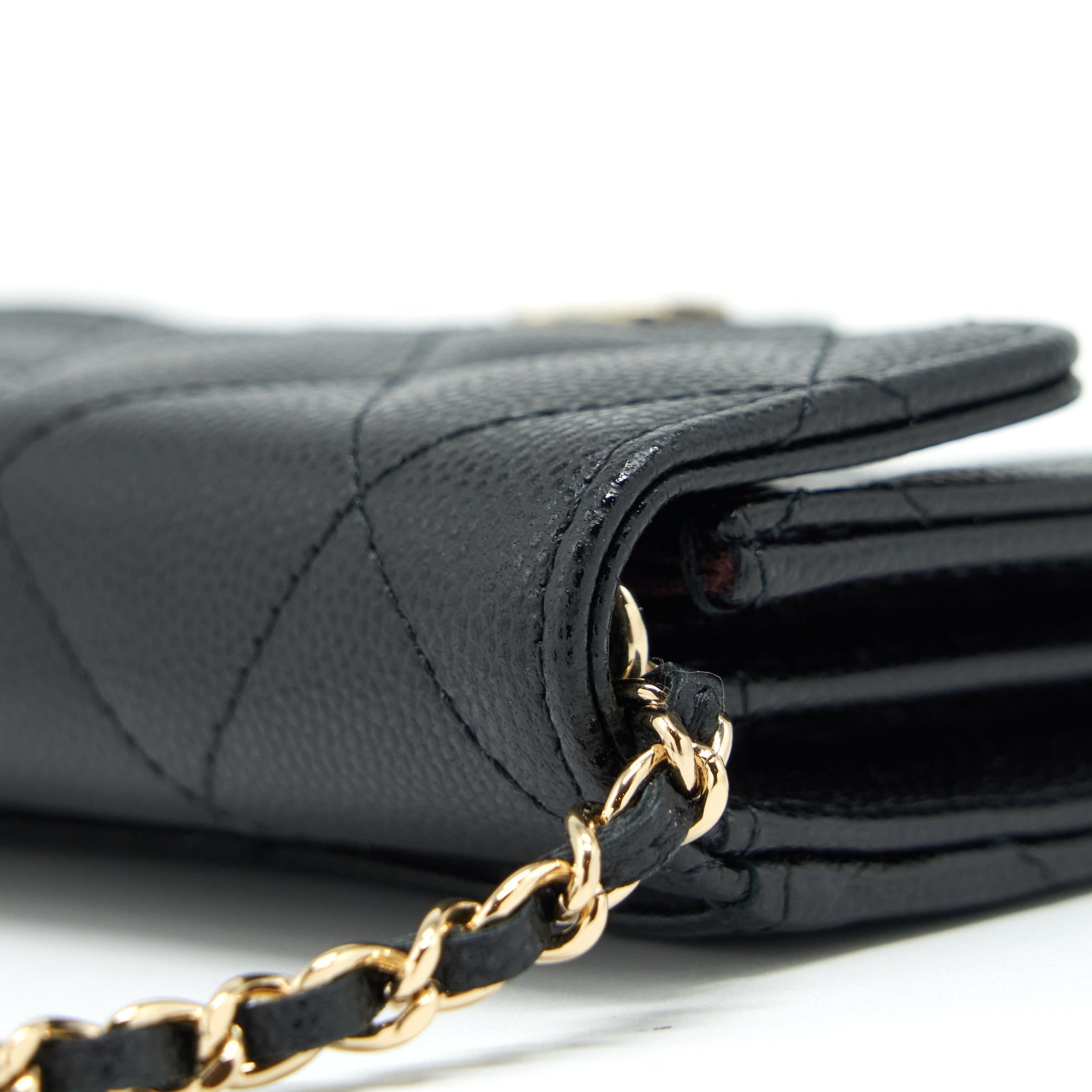 chanel-22p-card-holder-with-chains-caviar-black-lghw
