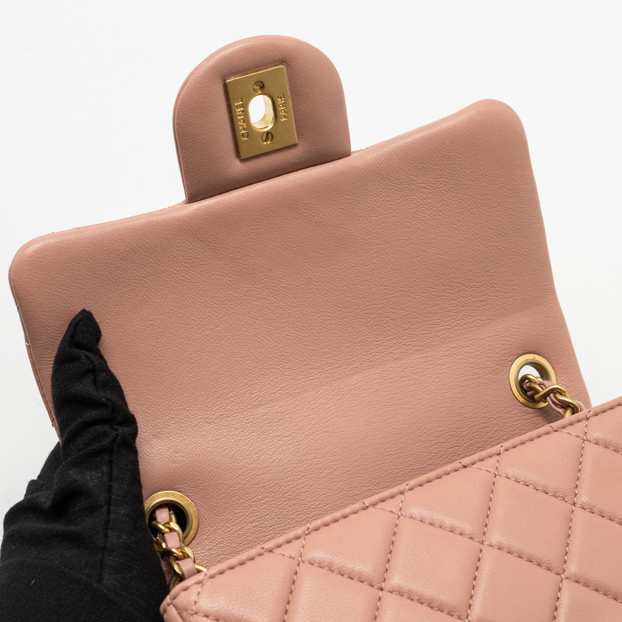 chanel-pearl-crush-mini-square-flap-bag-lambskin-pink-ghwmicrochip