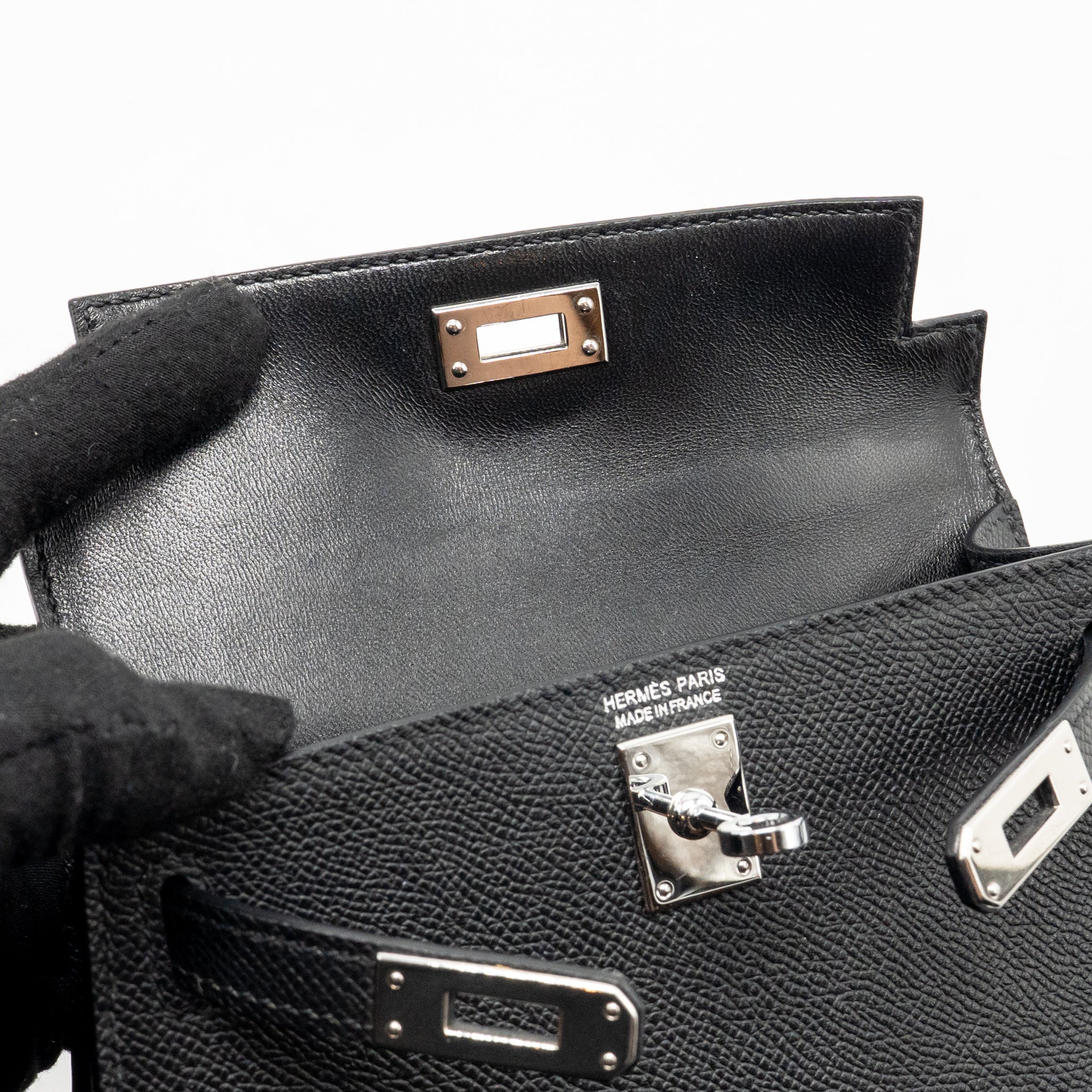 hermes-mini-kelly-epsom-black-shw-stamp-b