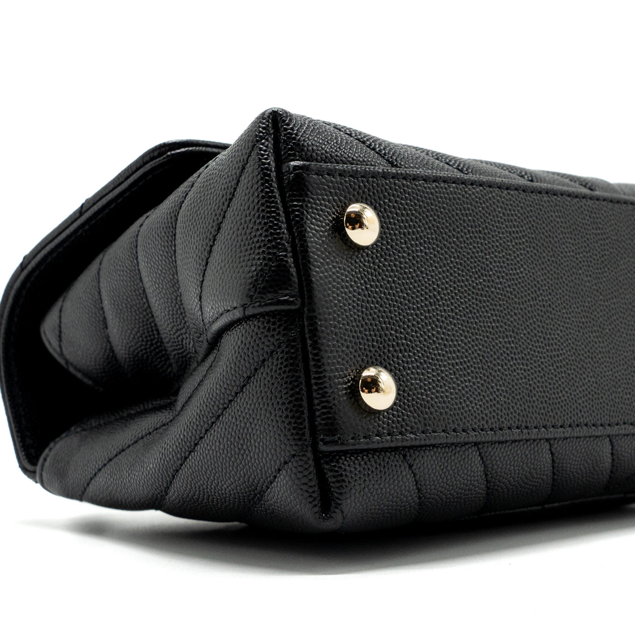 chanel-small-coco-handle-chevron-caviar-black-lghw