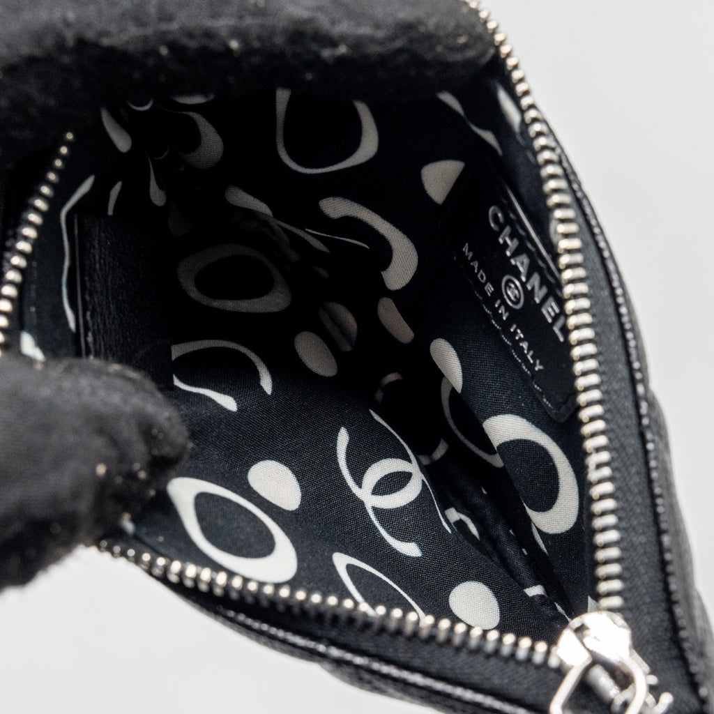 chanel-coco-chanel-on-cc-logo-mini-ocase-zip-pouch-caviar-black-shw-microchip