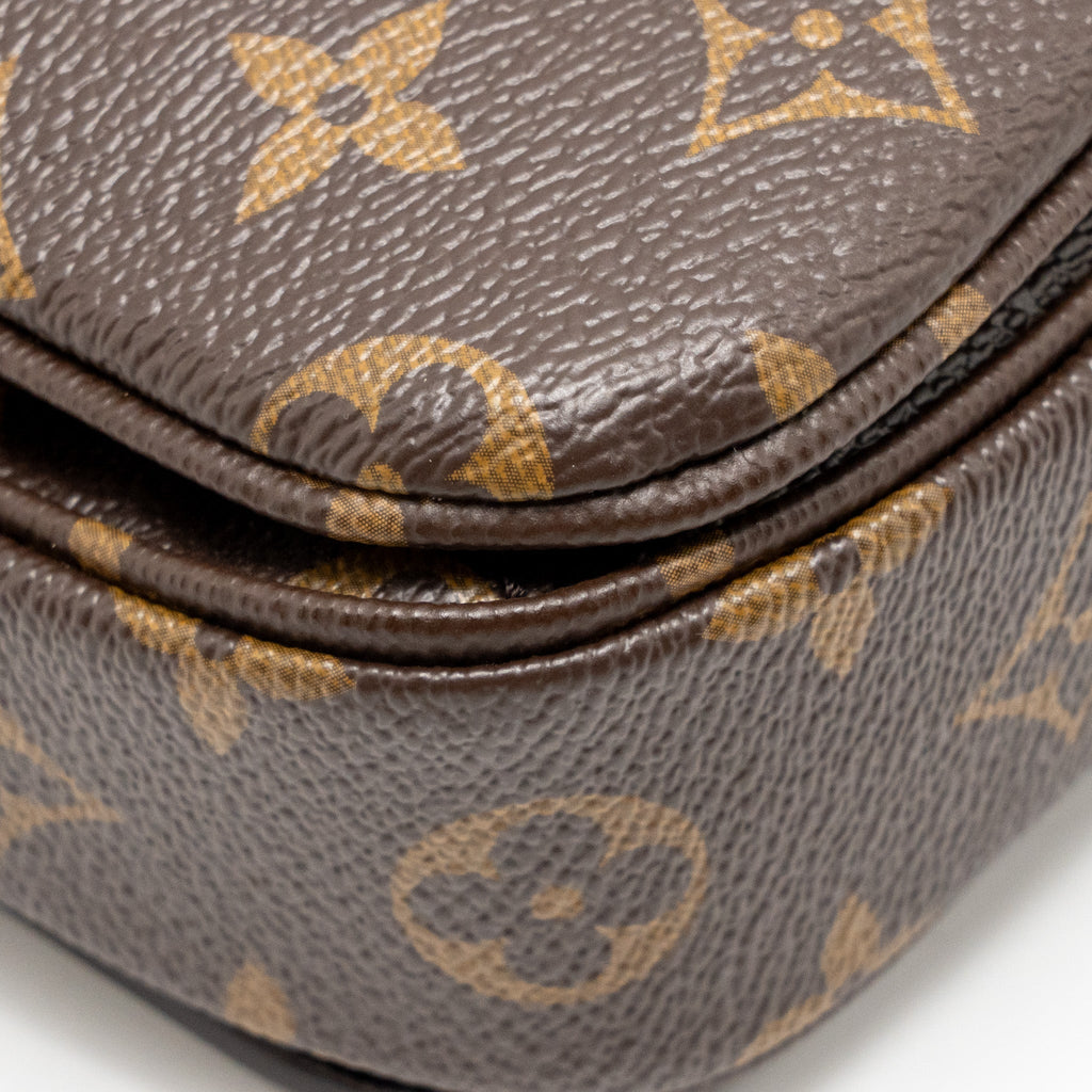 louis-vuitton-pochette-metis-monogram-canvas-ghw-36