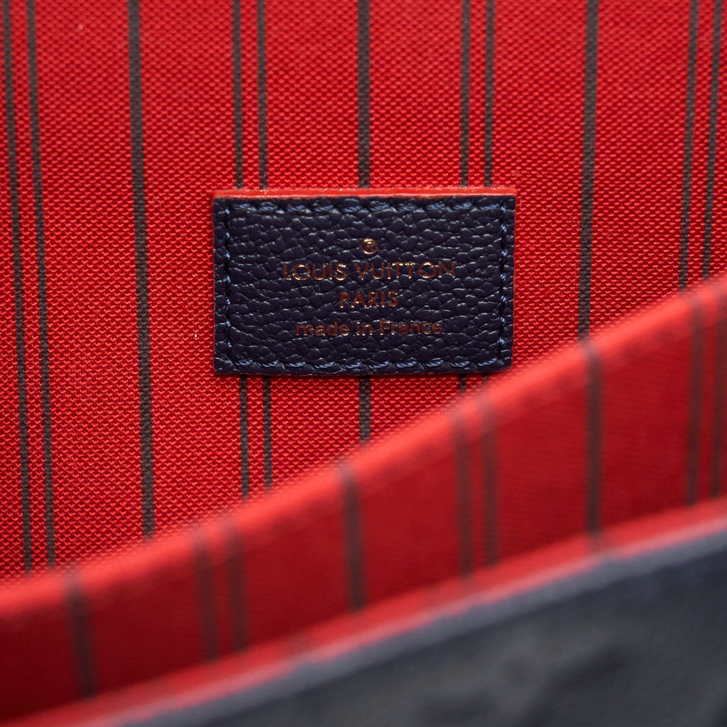 louis-vuitton-pochette-metis-monogram-empreinte-marine-rouge-ghw