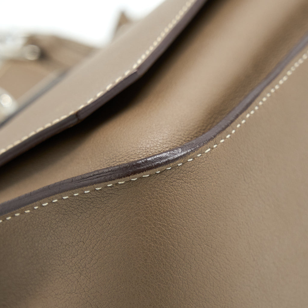 hermes-jypsiere-28-swift-etoupe-shw-stamp-square-p