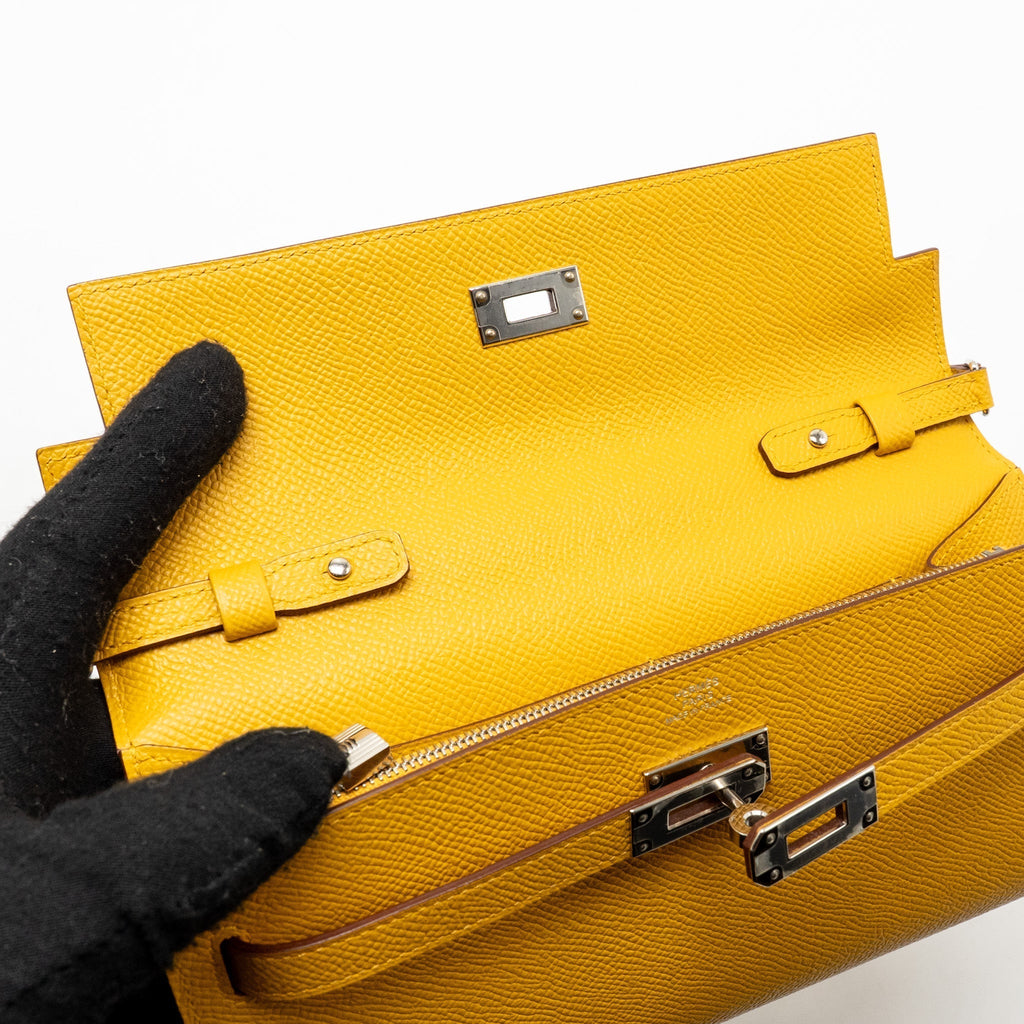 hermes-kelly-to-go-epsom-9d-jaune-ambre-shw-stamp-y