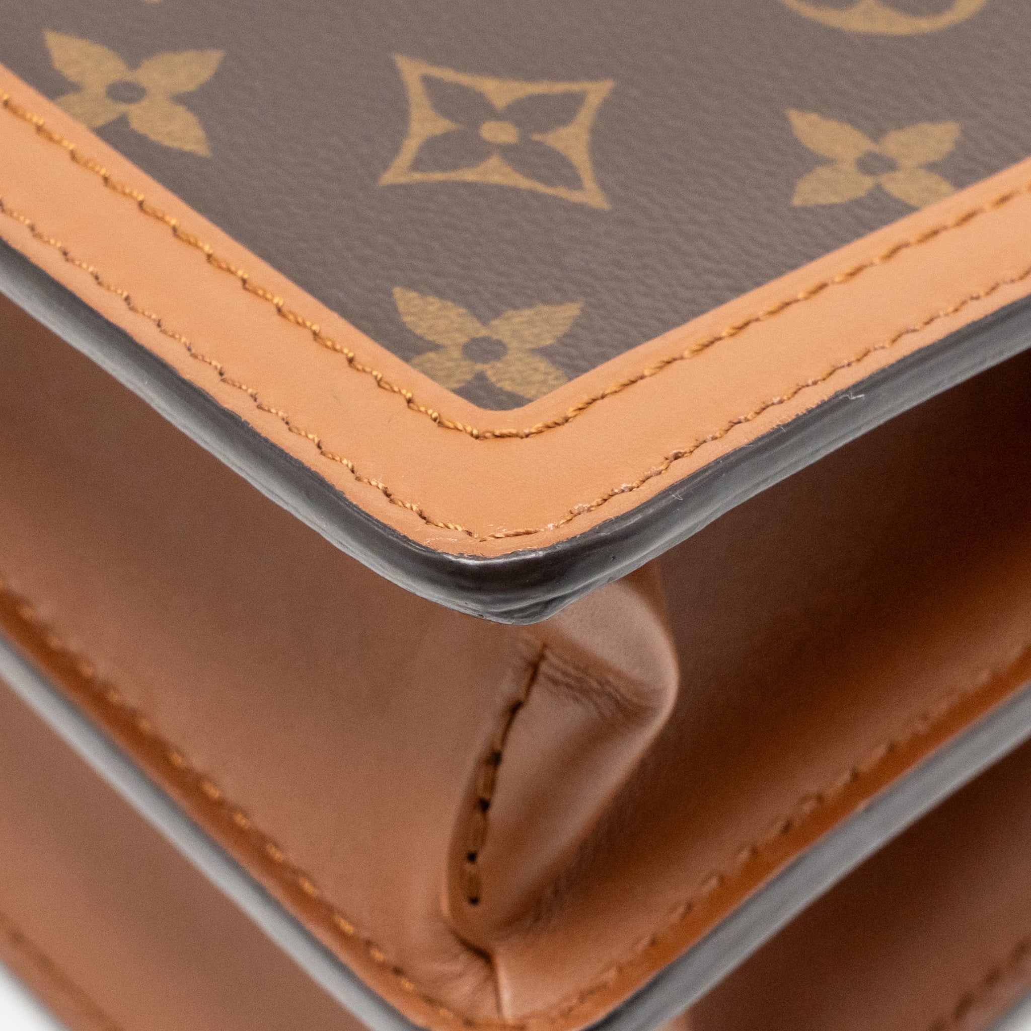 louis-vuitton-dauphine-mm-monogram-monogram-reverse-canvas-ghw