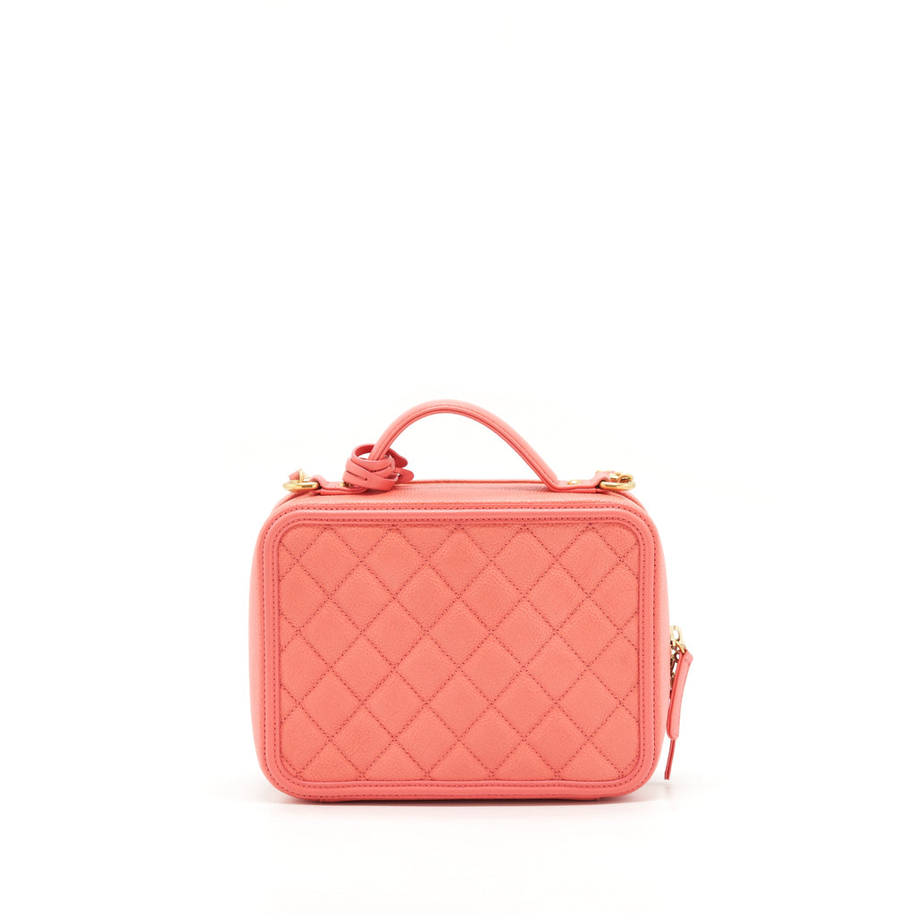 chanel-vanity-case-mediumcaviar-pink-ruthenium-ghw