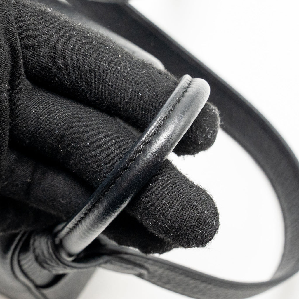 hermes-mini-lindy-clemence-black-shw-stamo-u
