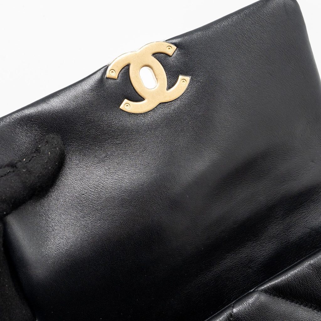 chanel-small-19-bag-lambskin-black-multicolour-hardware-microchip-4