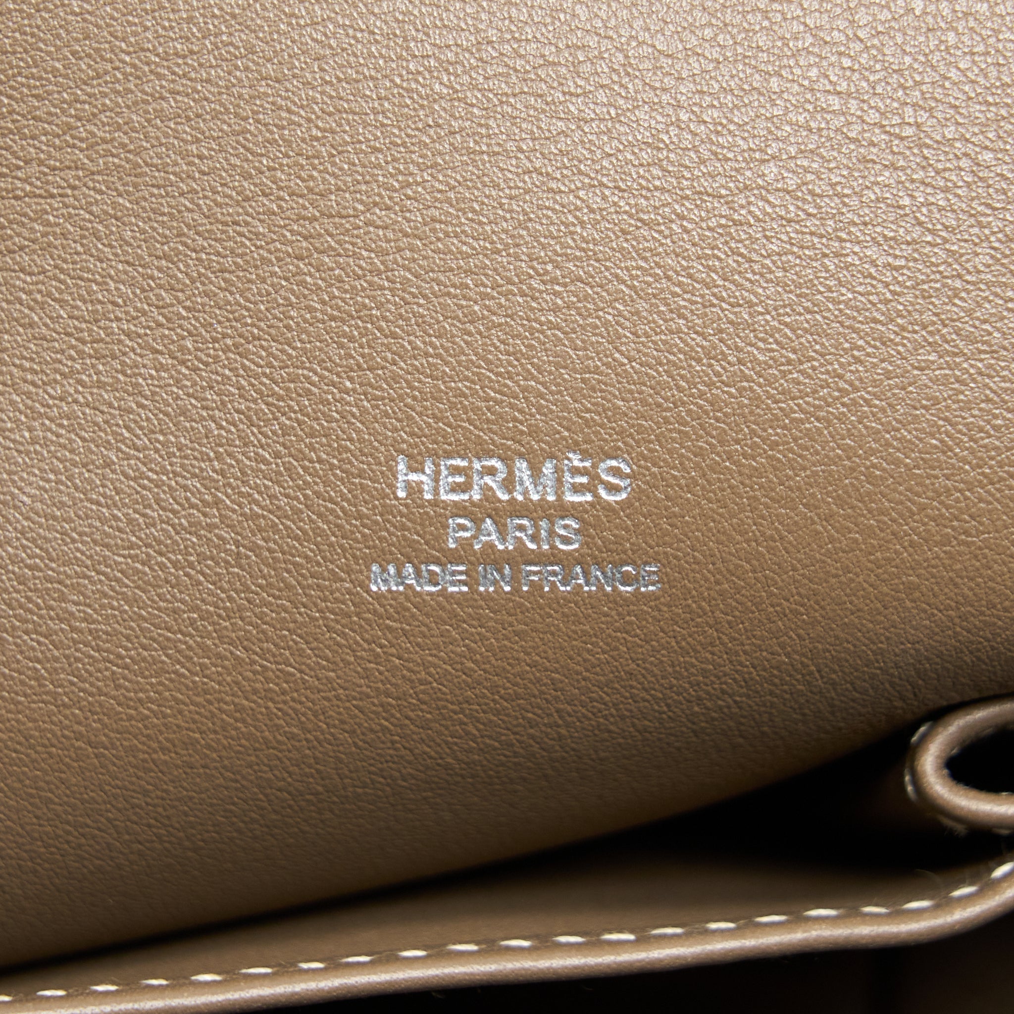 hermes-jypsiere-28-swift-etoupe-shw-stamp-square-p