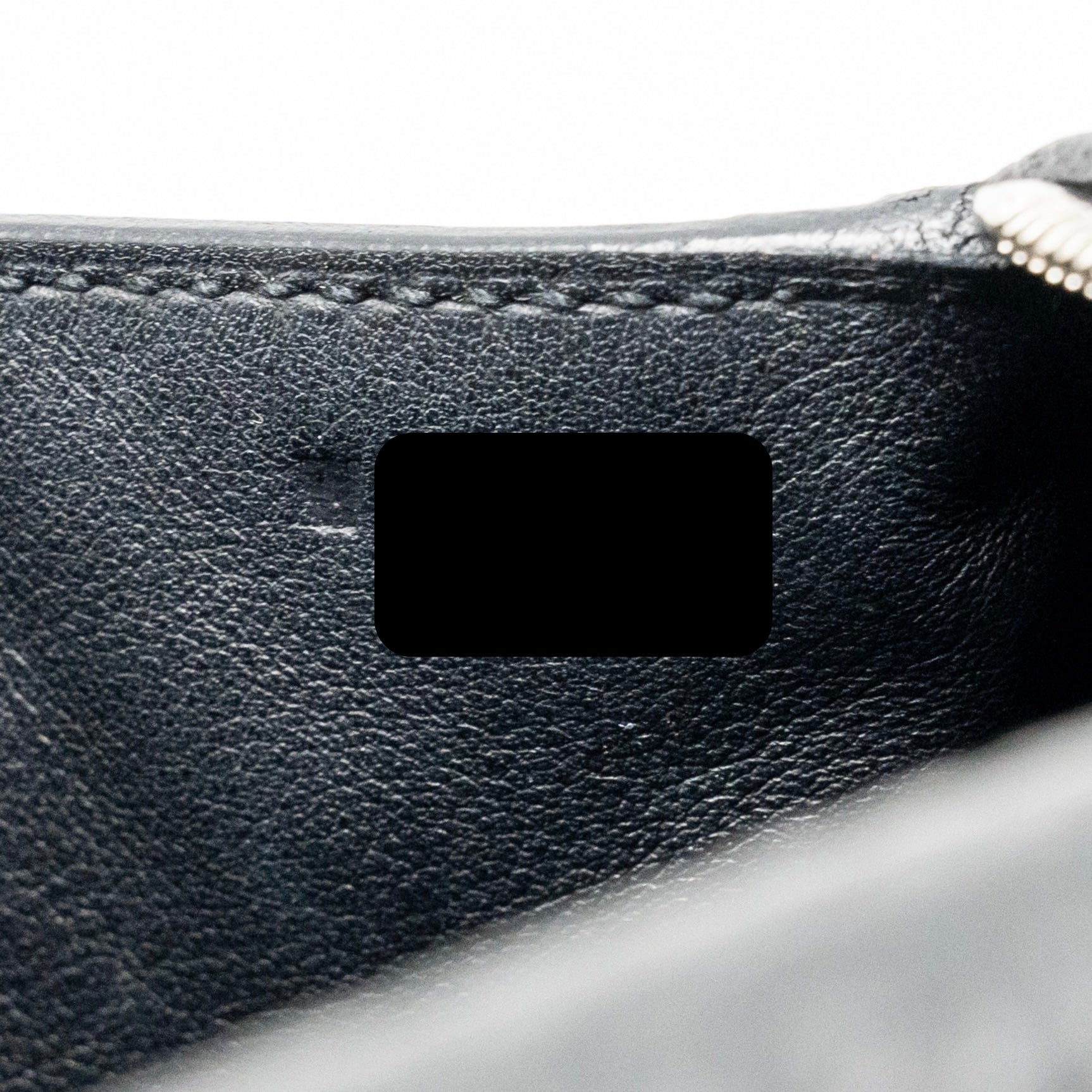 hermes-mini-lindy-clemence-black-shw-stamo-u