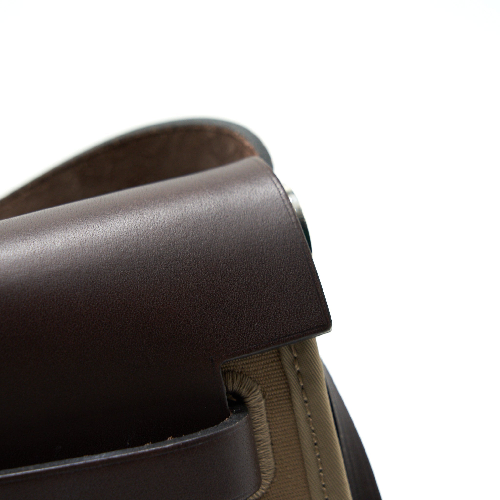 hermes-herbag31-etoupe-stamp-square-m
