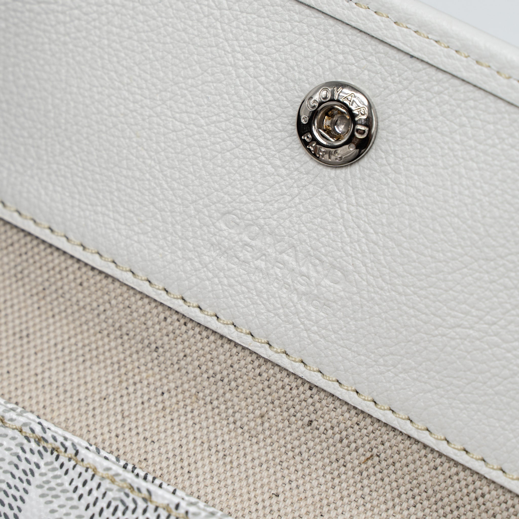 goyard-saint-louis-pm-bag-canvas-calfskin-white