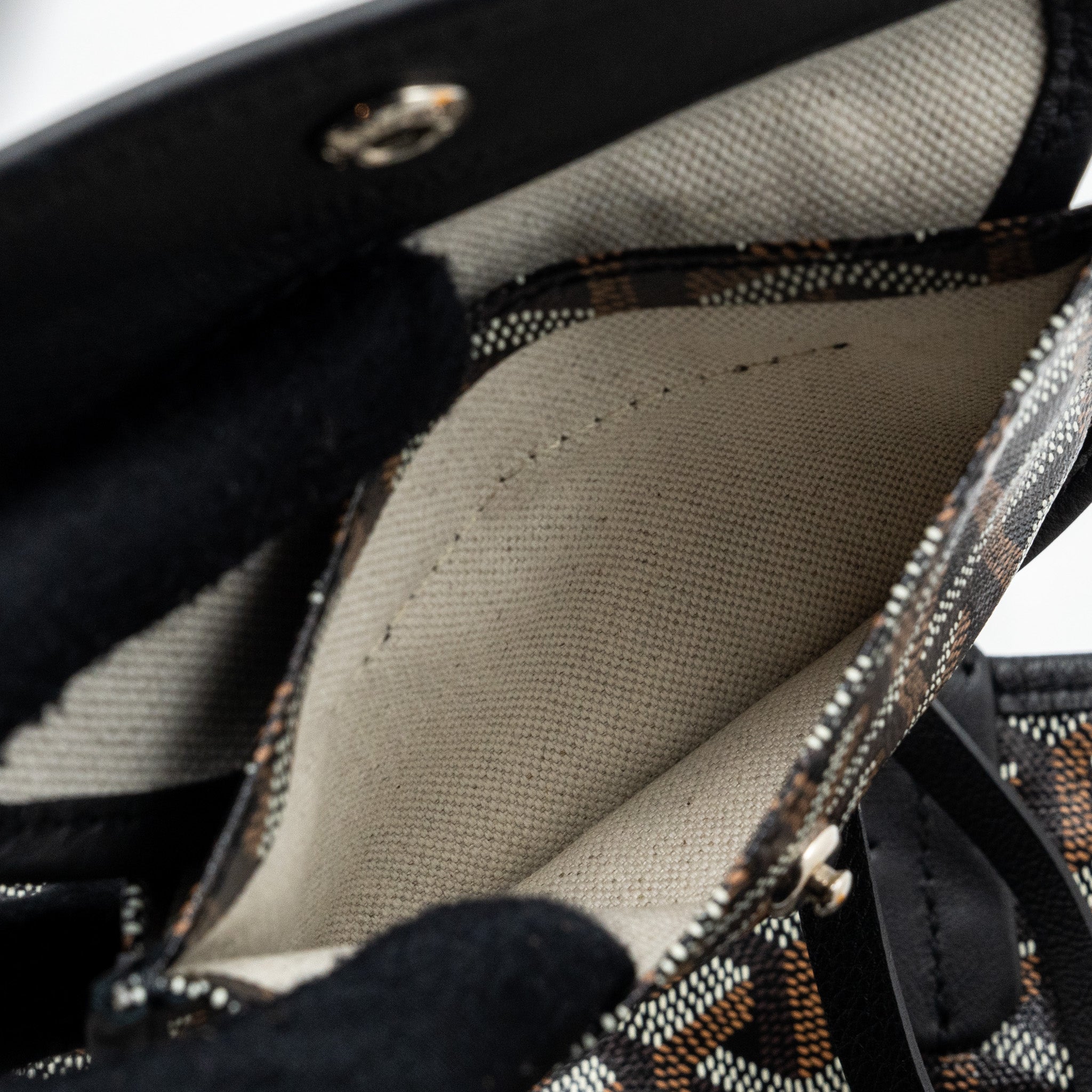 goyard-anjou-mini-bag-cavas-calfskin-black-shw