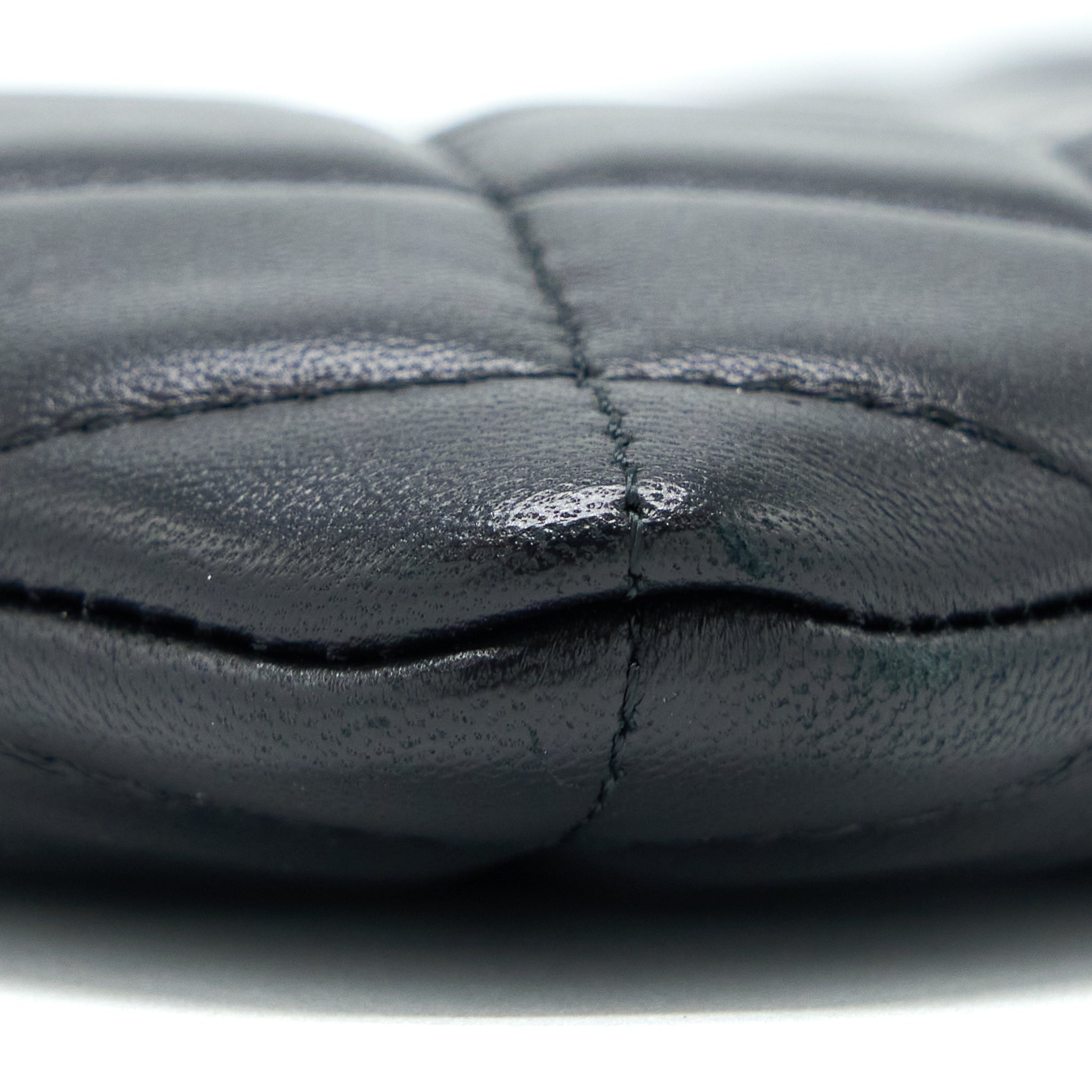 chanel-o-case-pouch-lambskin-black-lghw