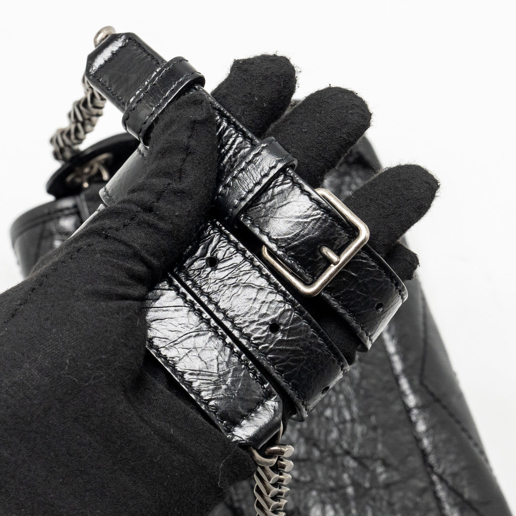 saint-laurent-niki-body-calfskin-black-shw