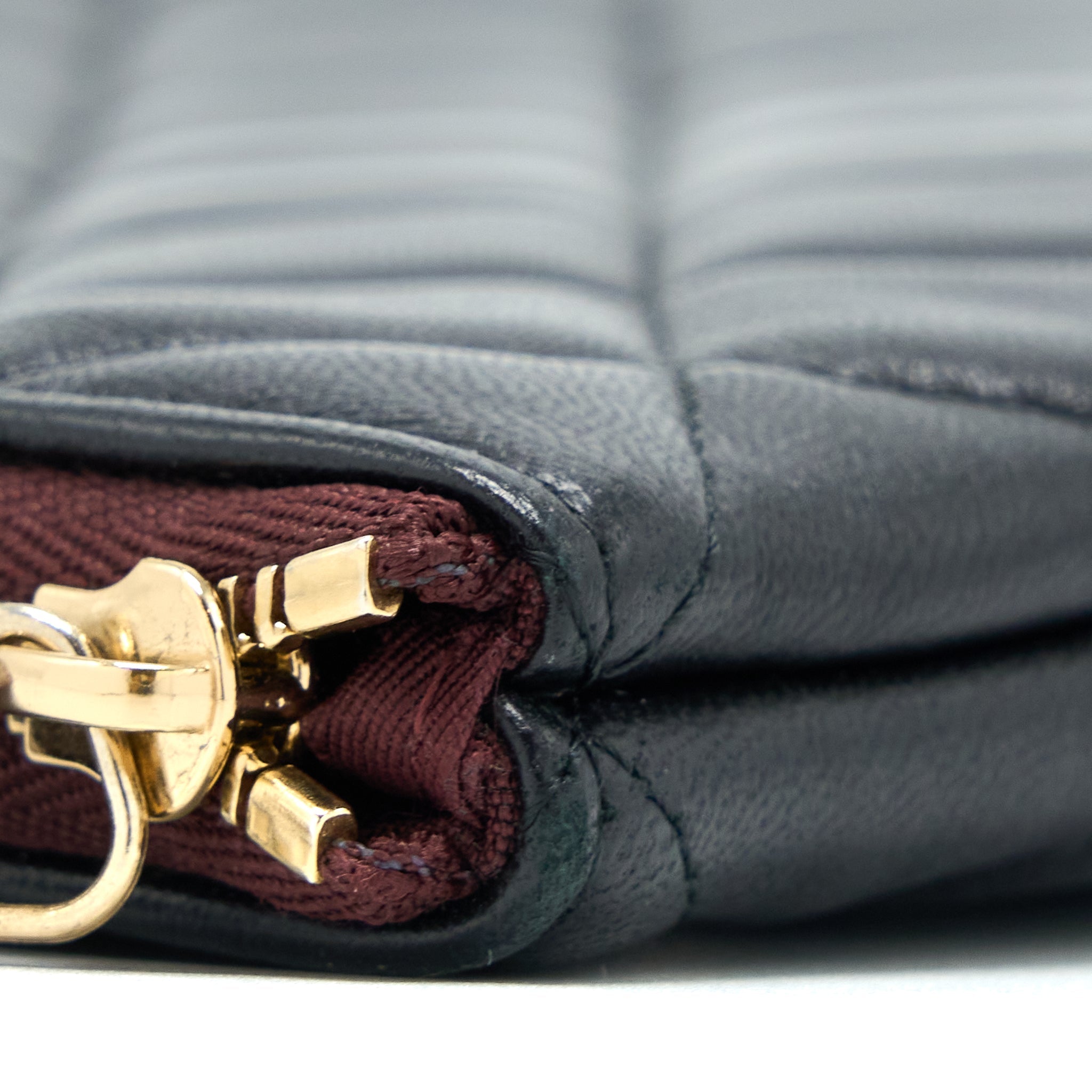 chanel-o-case-pouch-lambskin-black-lghw
