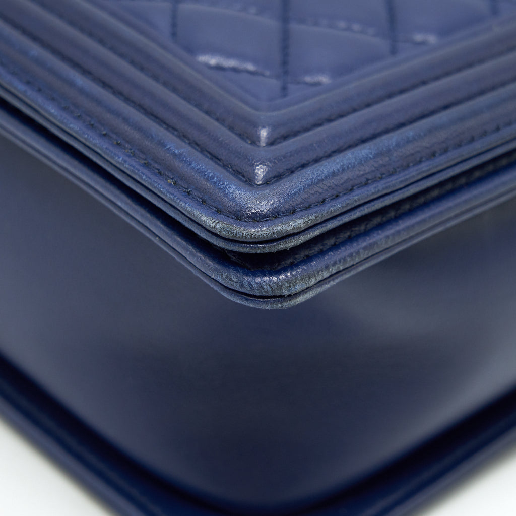 chanel-large-le-boy-calf-skin-navy-shw