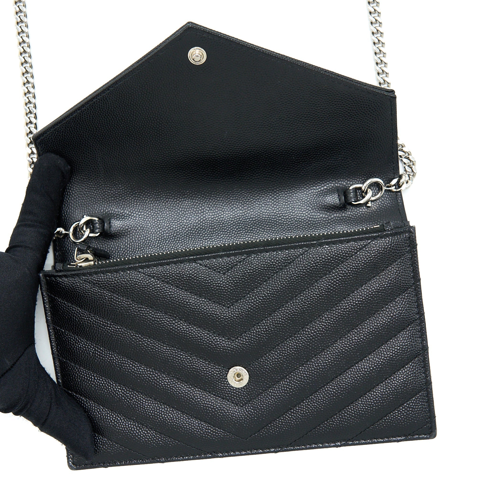 saint-laurent-ysl-envelop-chain-wallet-caviar-black-shw