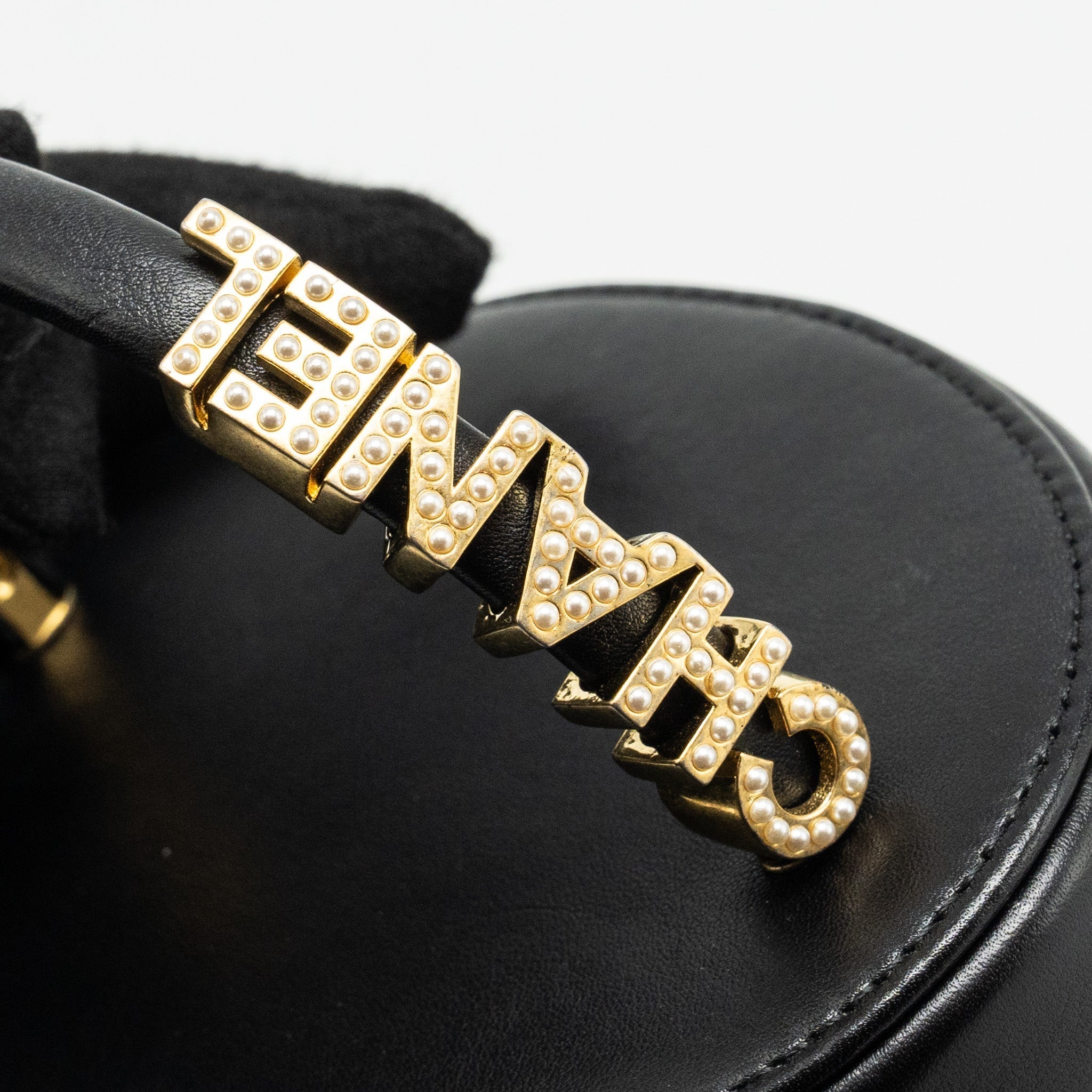 chanel-pearl-letter-logo-detailed-vanity-case-calfskin-black-ghw-copy