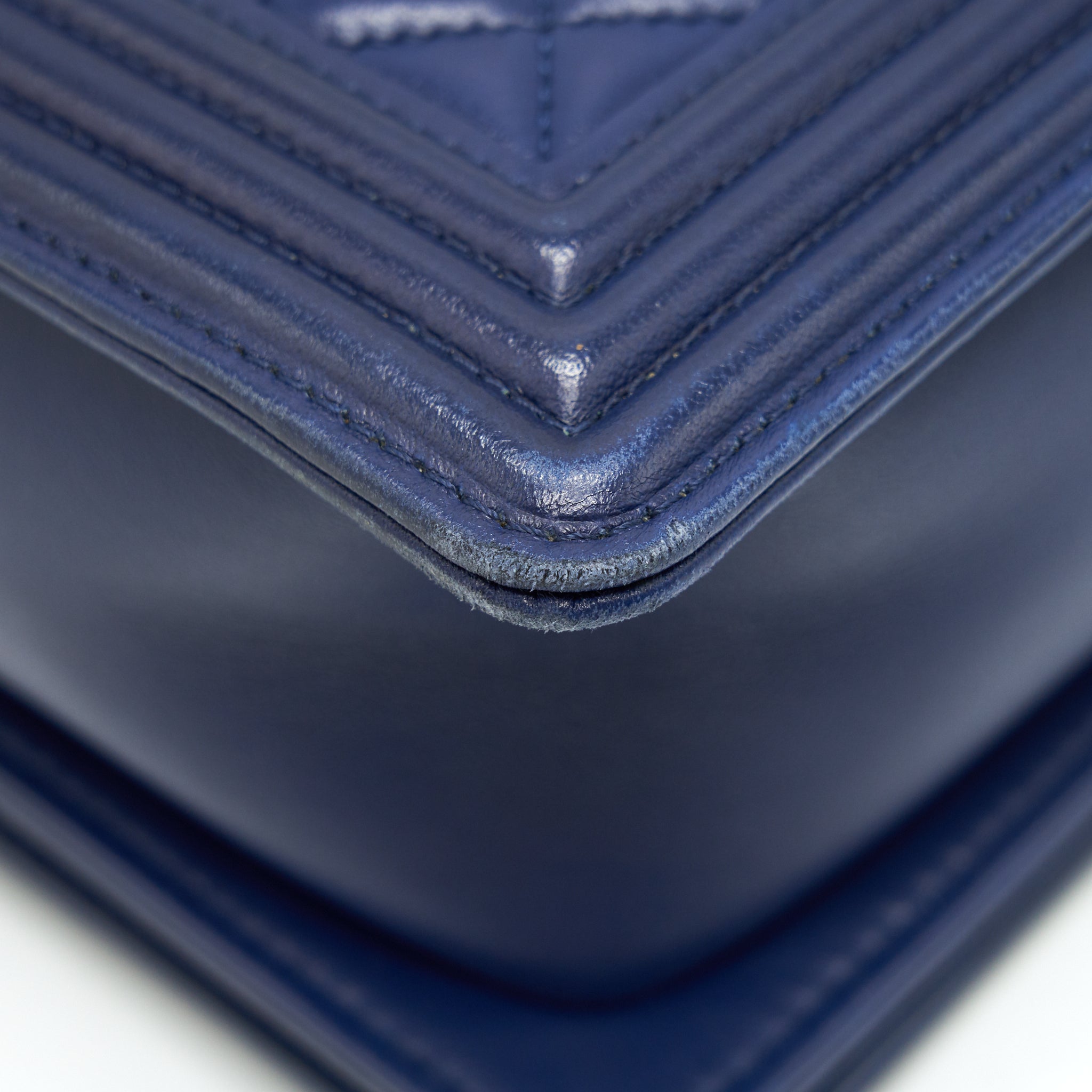 chanel-large-le-boy-calf-skin-navy-shw