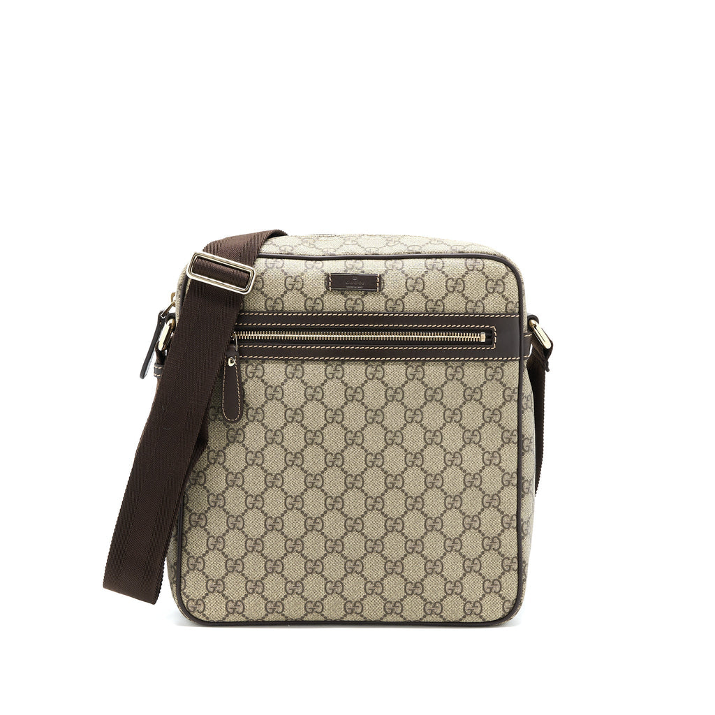 gucci-messenger-bag-gg-supreme-canvas-ghw