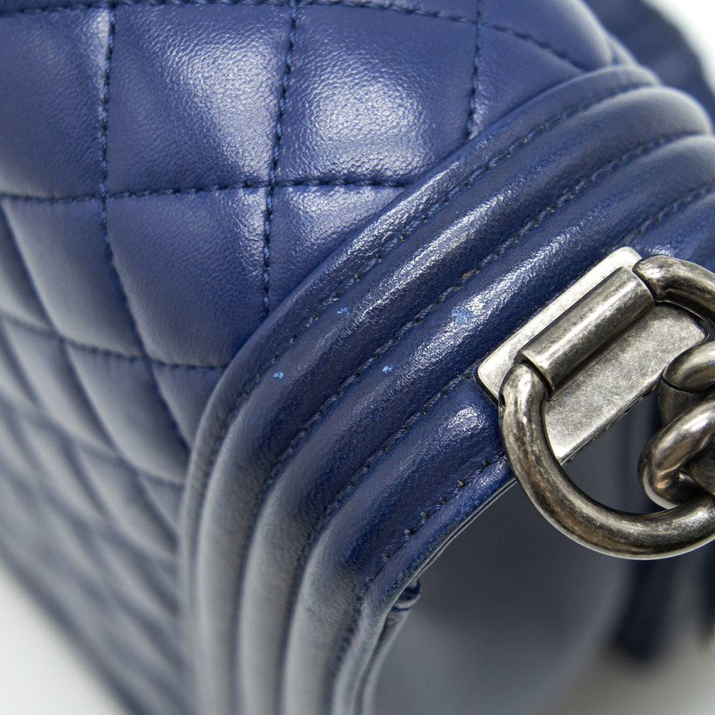 chanel-large-le-boy-calf-skin-navy-shw