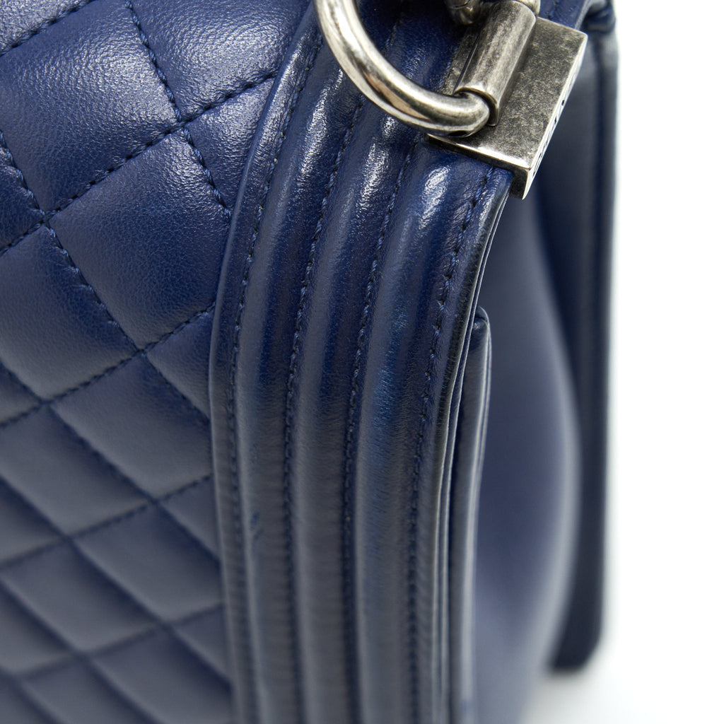 chanel-large-le-boy-calf-skin-navy-shw